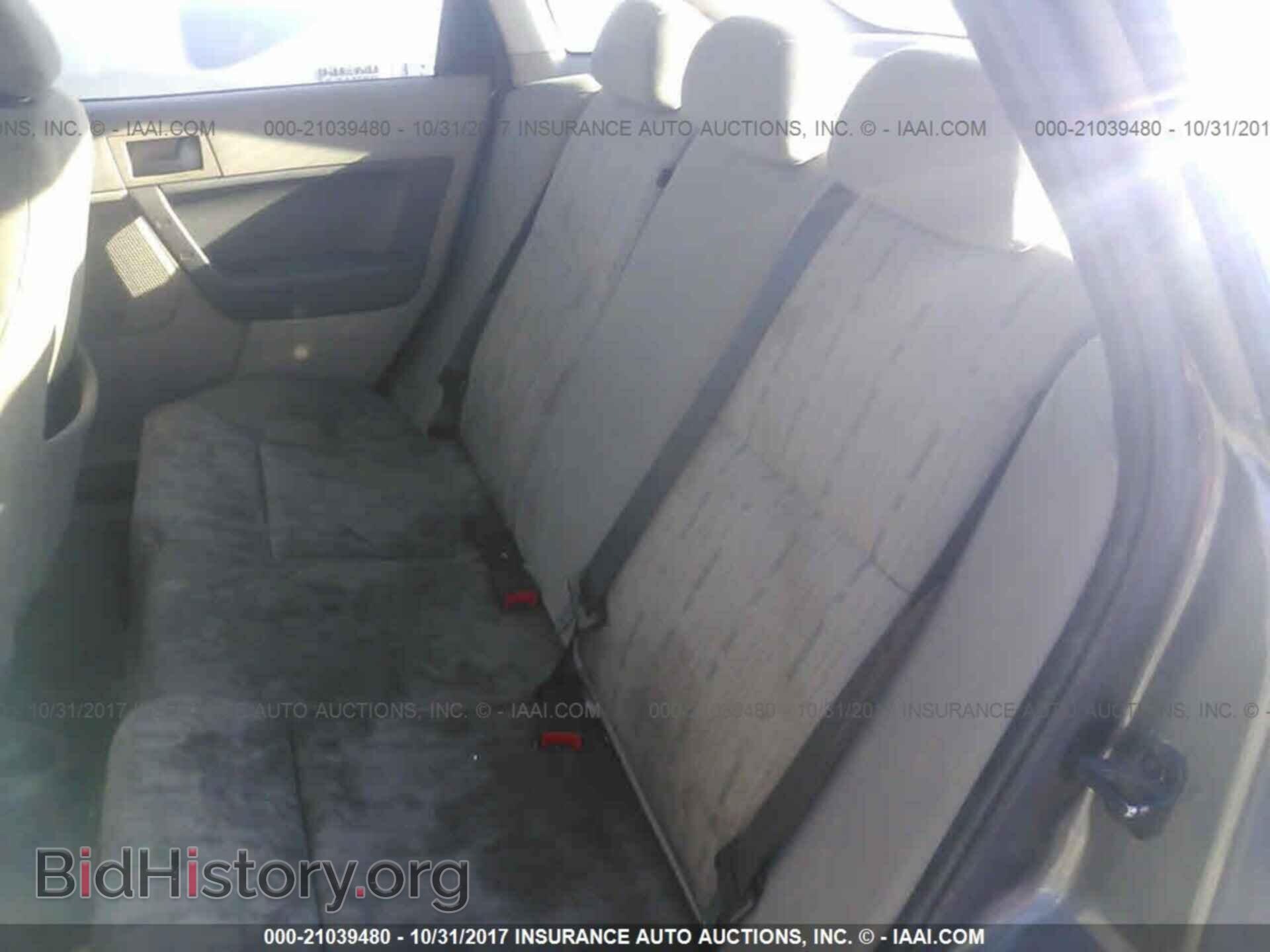 2011 Ford Focus - VIN: 1FAHP3FN7BW151054 - Фото 8