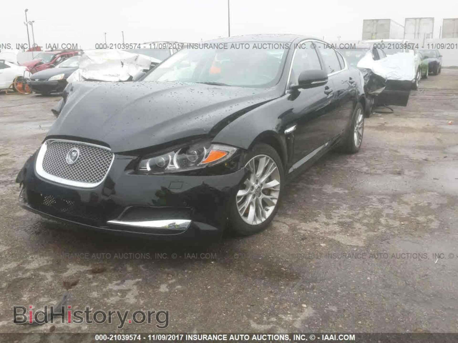 2013 Jaguar Xf - VIN: SAJWA0E71D8U09016 - Фото 2