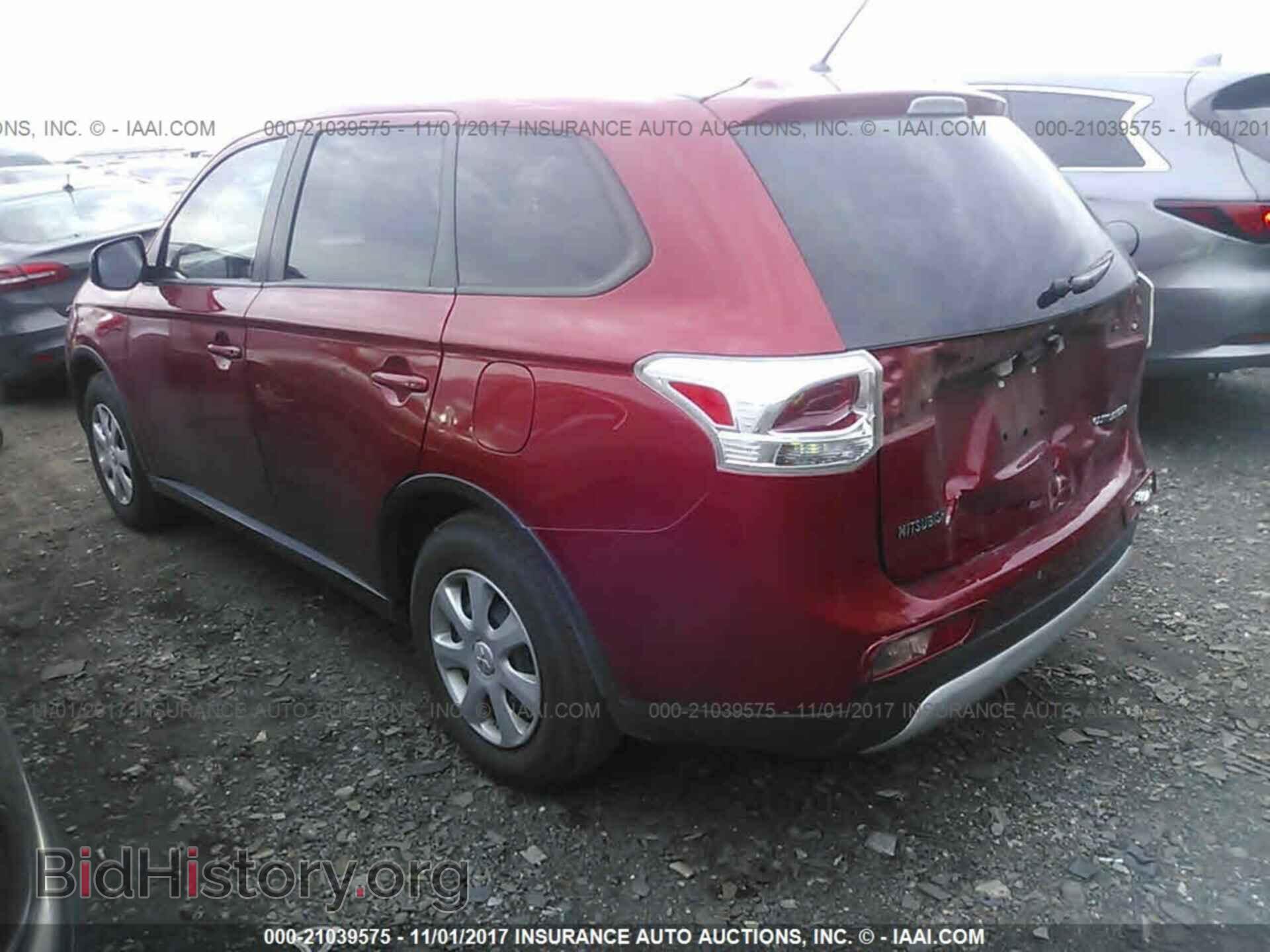 2015 Mitsubishi Outlander - VIN: JA4AD2A38FZ010187 - Фото 3