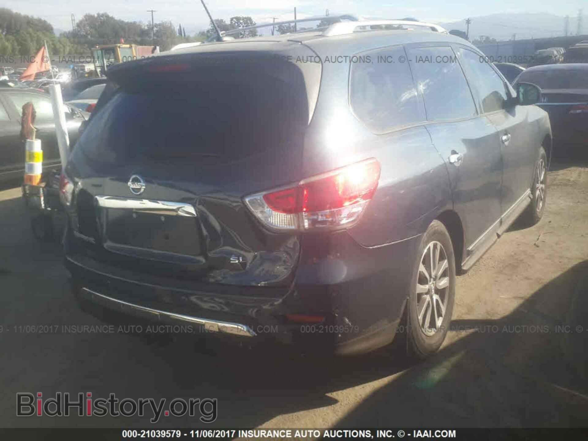 2014 Nissan Pathfinder - VIN: 5N1AR2MN5EC734159 - Фото 4