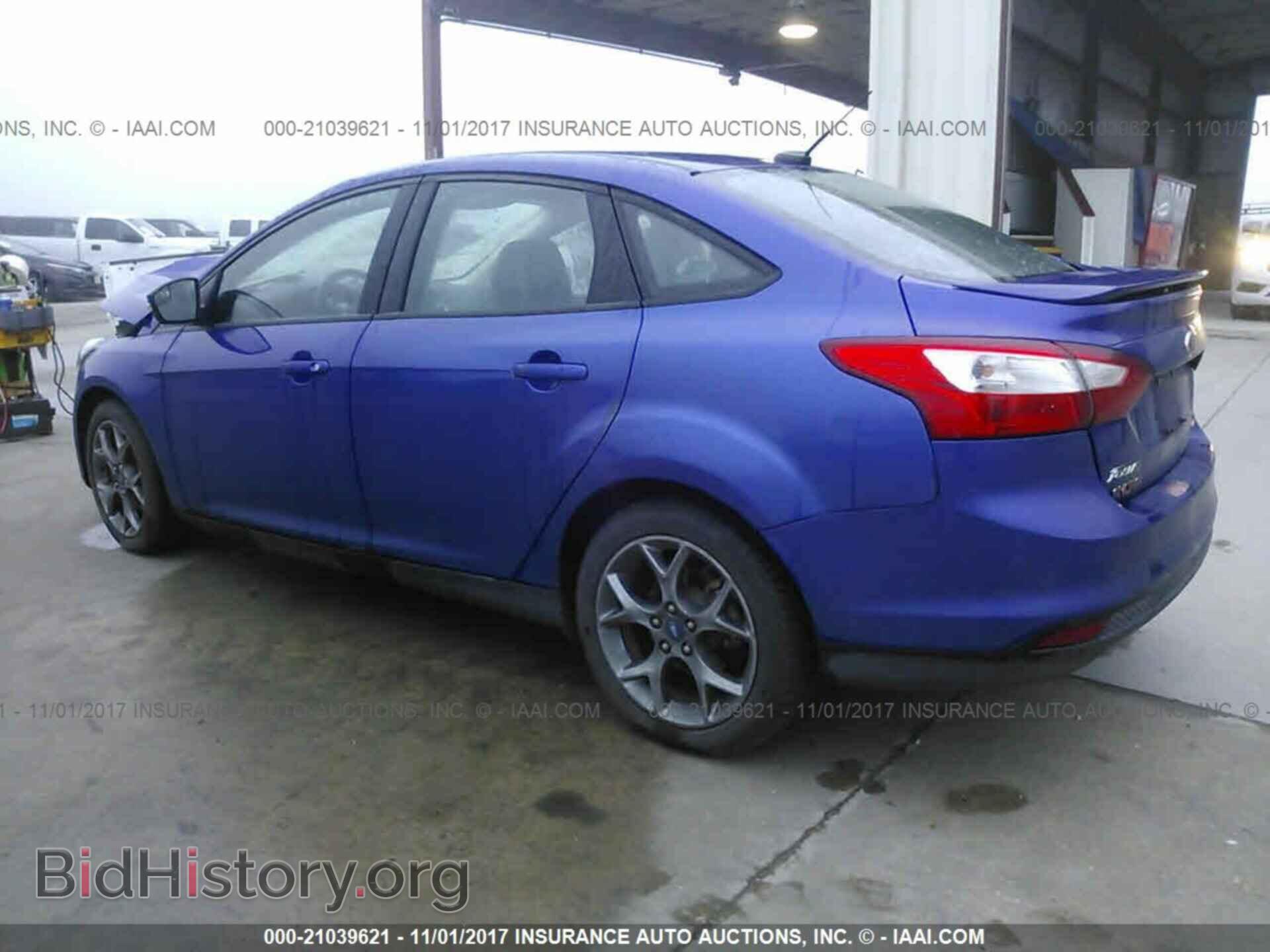 2013 Ford Focus - VIN: 1FADP3F26DL220955 - Photo 3