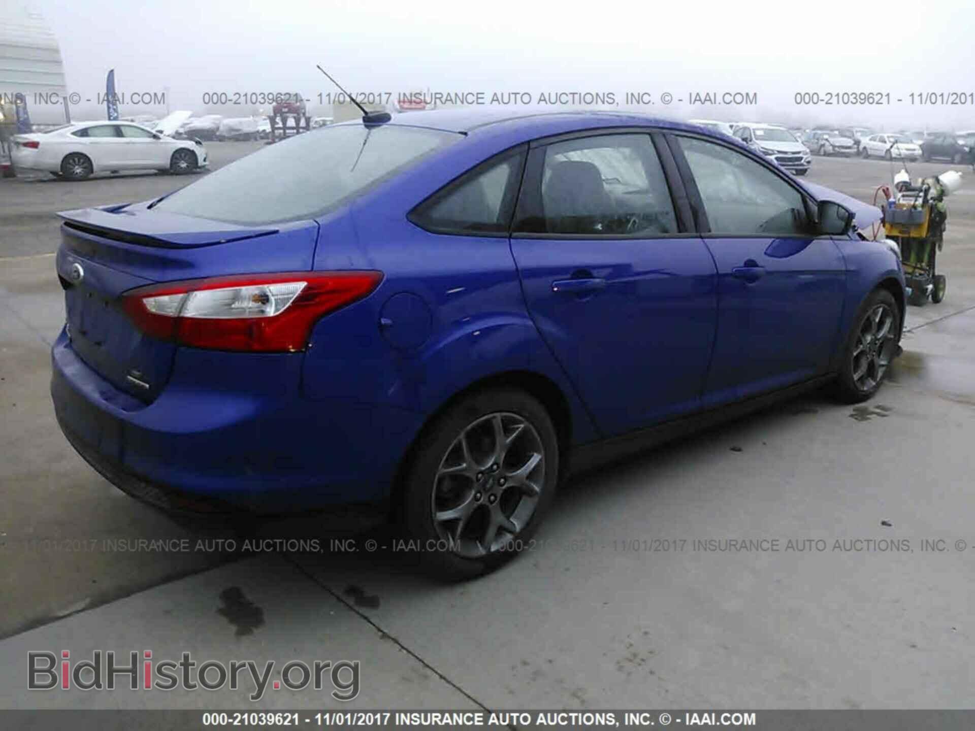 2013 Ford Focus - VIN: 1FADP3F26DL220955 - Photo 4