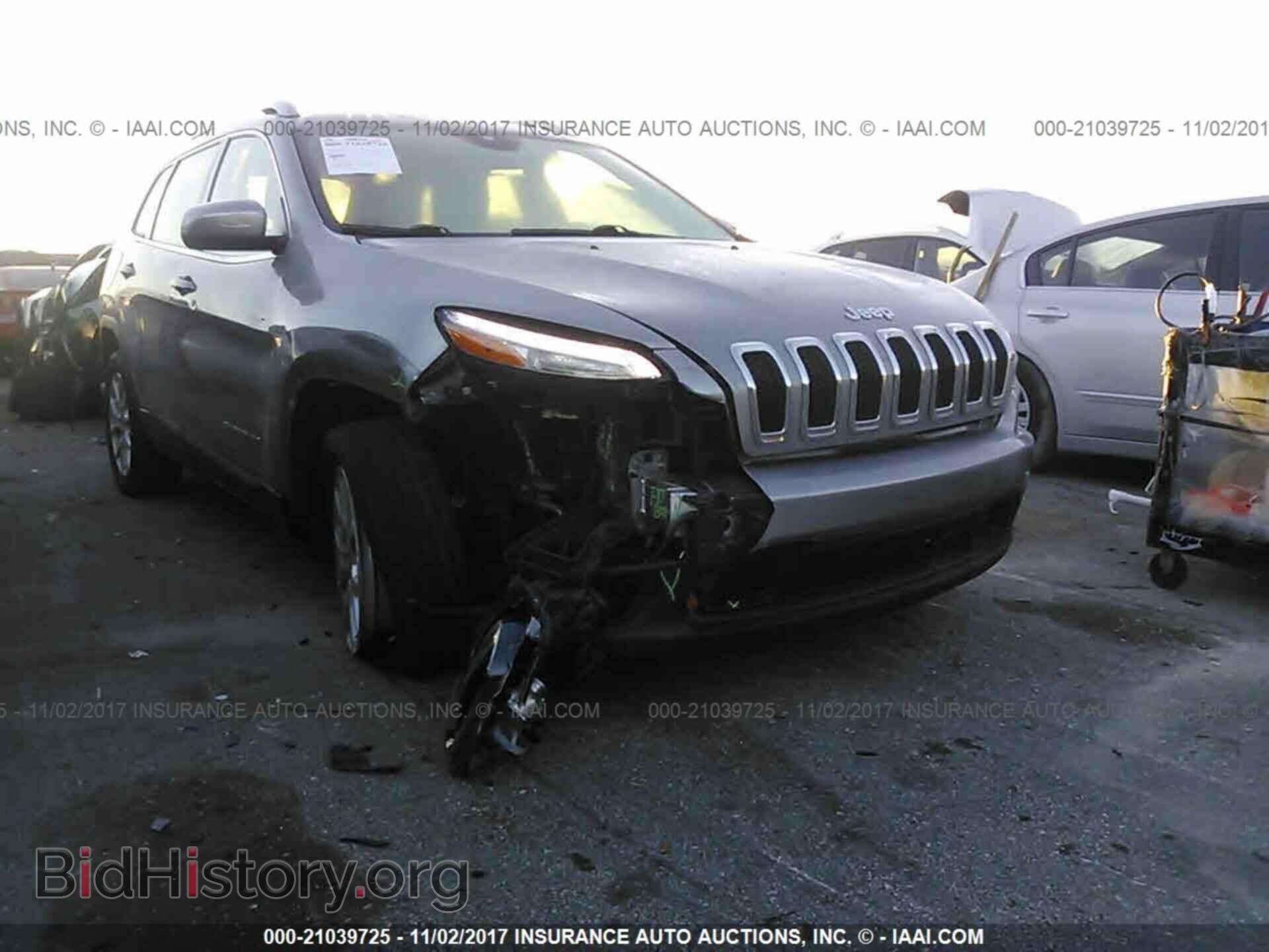 2014 Jeep Cherokee - VIN: 1C4PJLCB0EW320904 - Photo 6