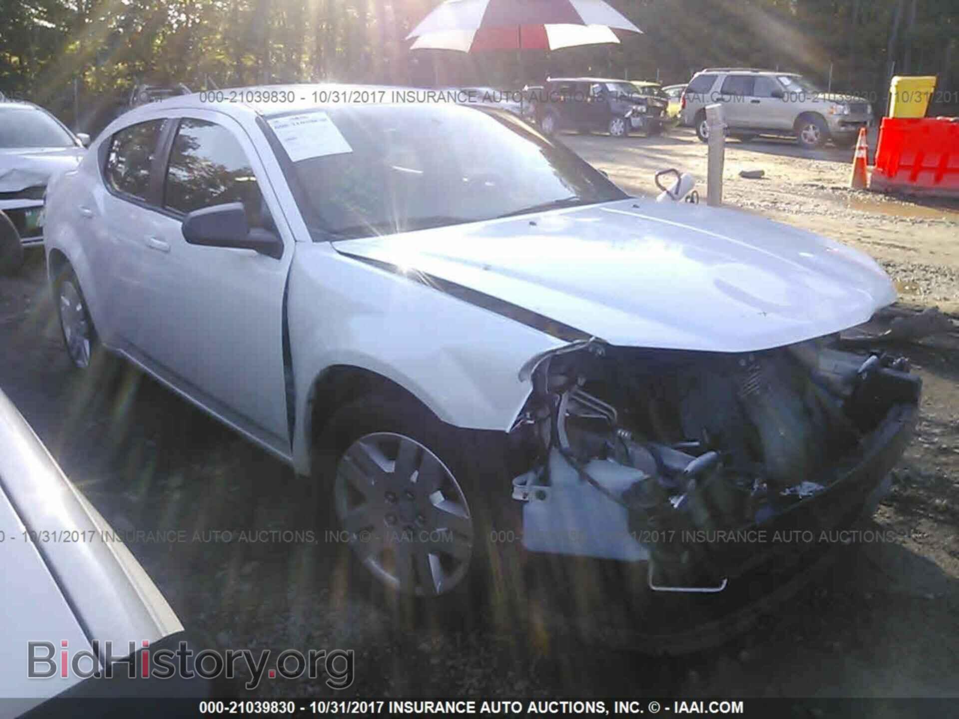 Photo 1C3CDZAB1CN220376 - Dodge Avenger 2012