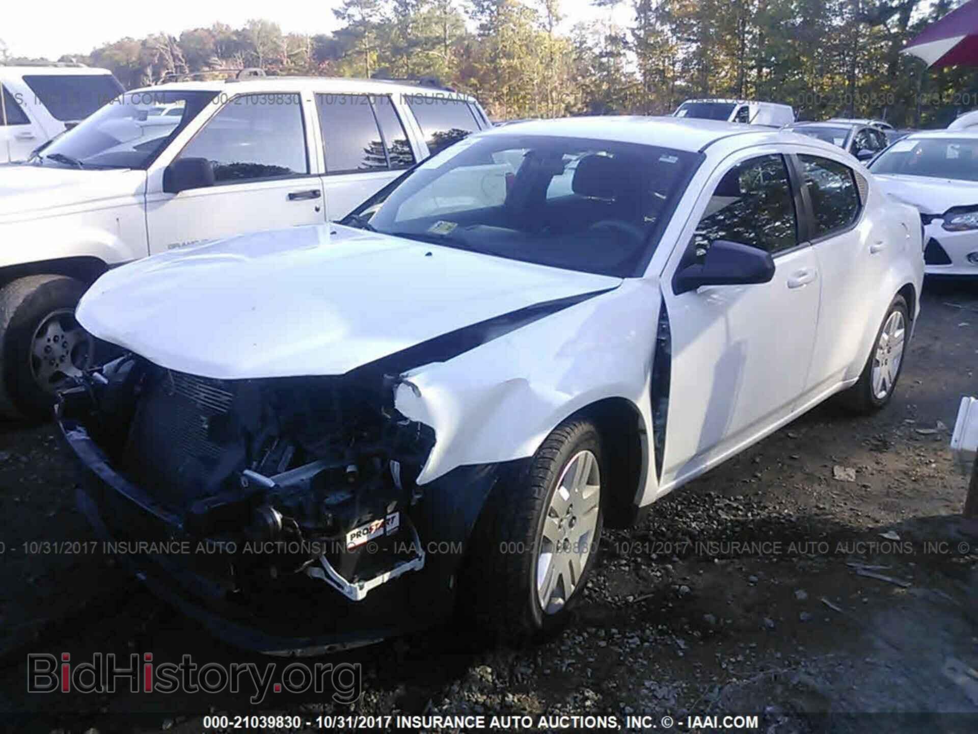 2012 Dodge Avenger - VIN: 1C3CDZAB1CN220376 - Фото 2