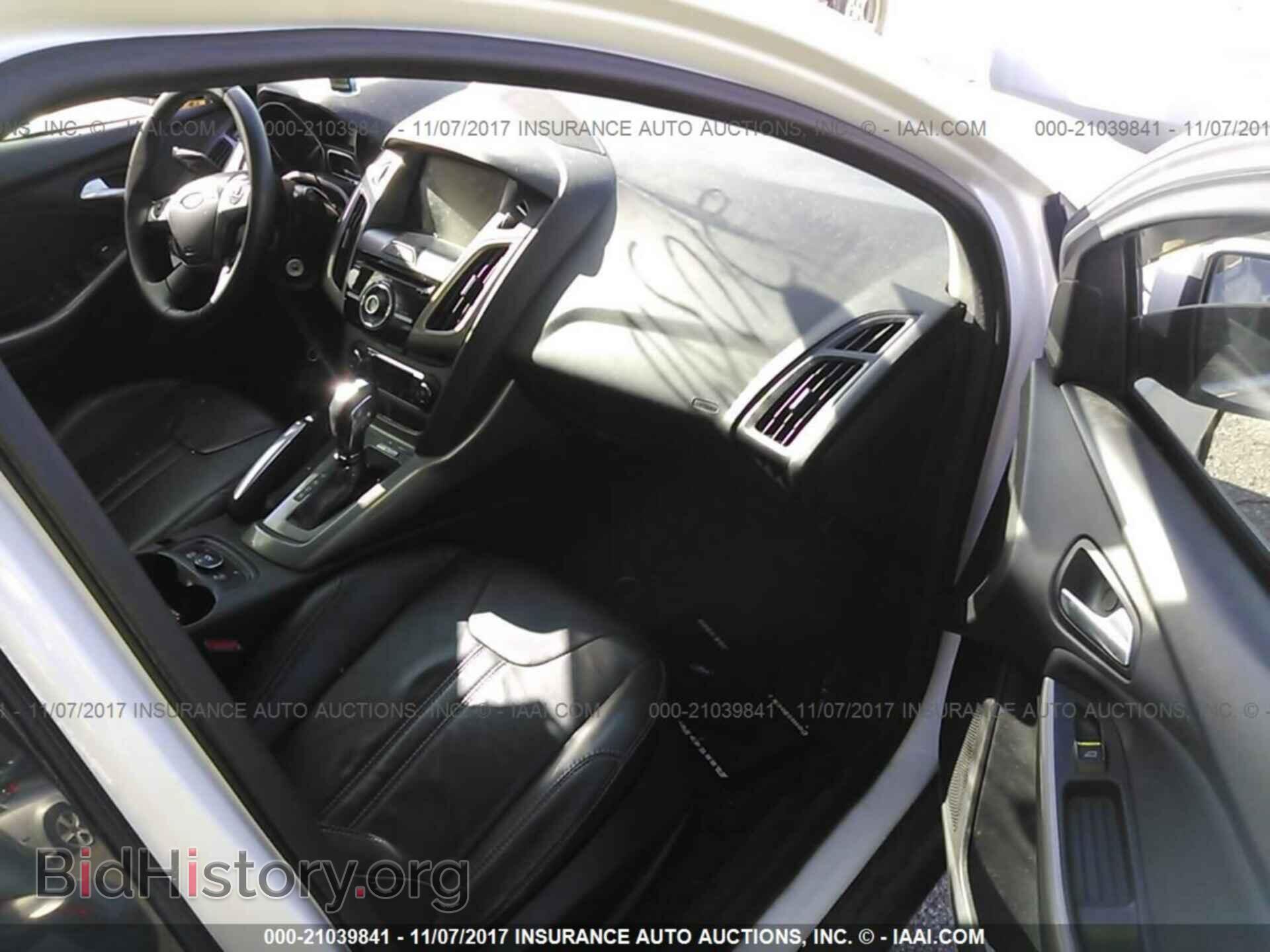 2012 Ford Focus - VIN: 1FAHP3M23CL198299 - Photo 5