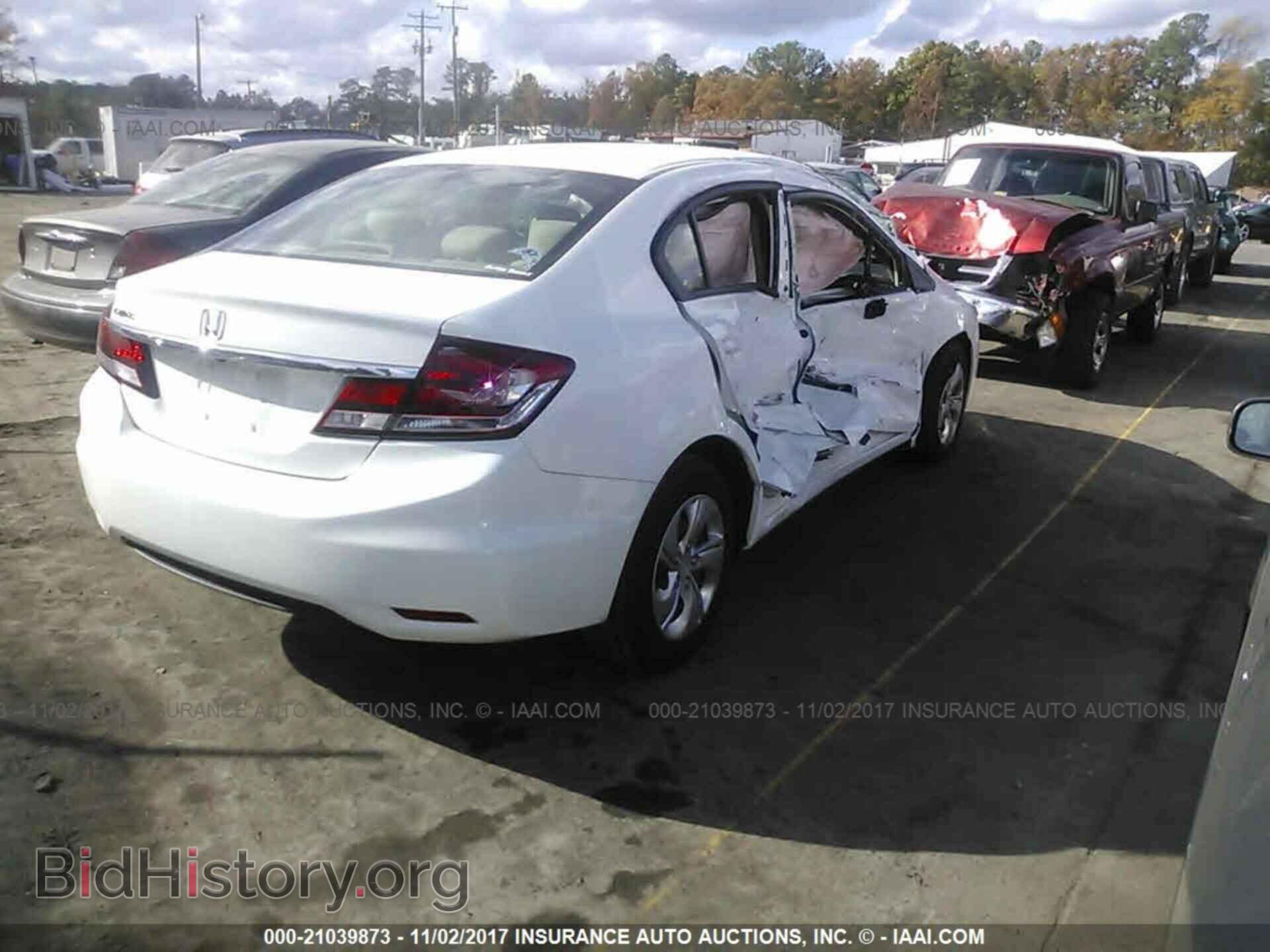 2013 Honda Civic - VIN: 2HGFB2F55DH571800 - Фото 4