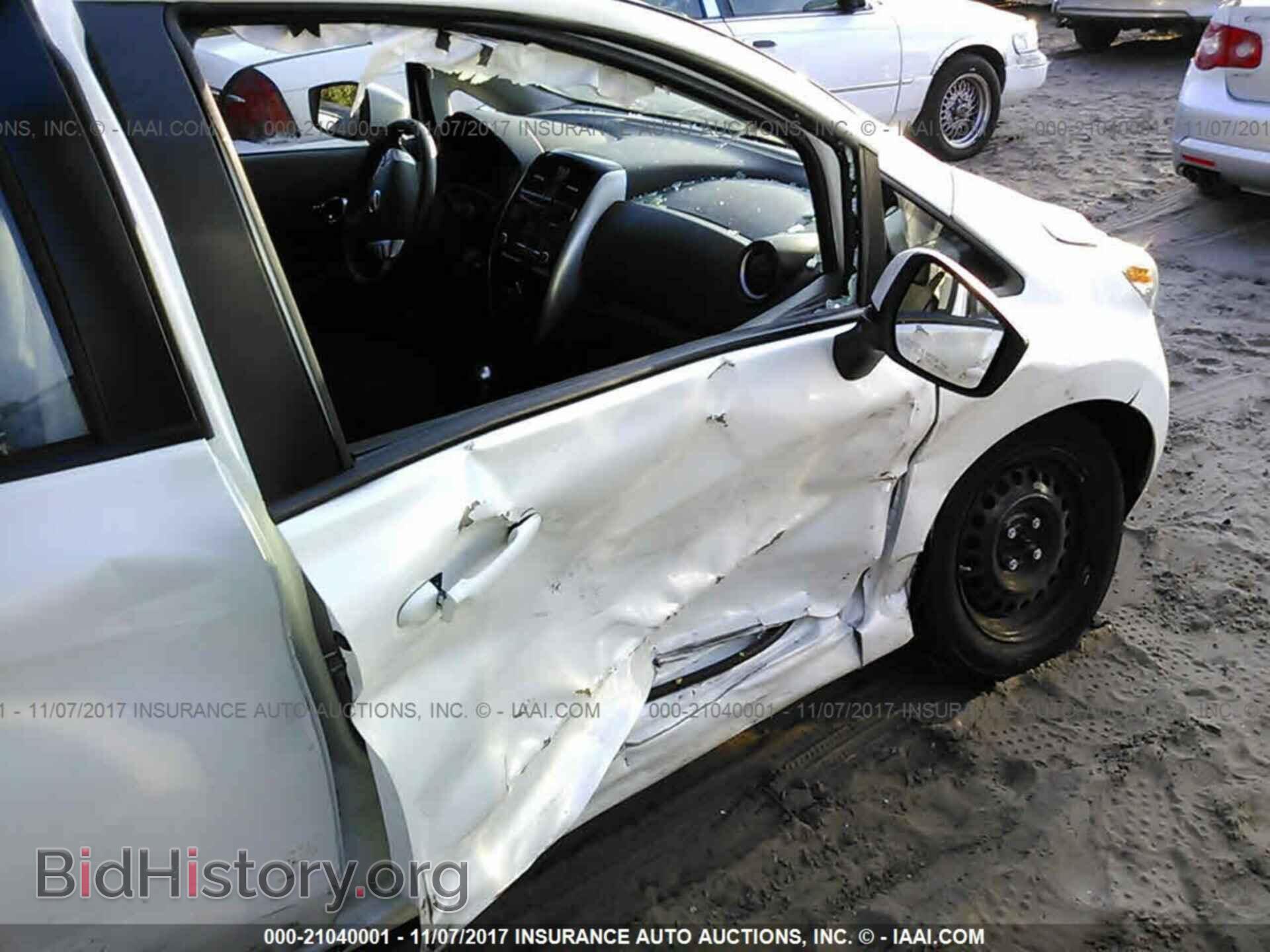 2015 Nissan Versa note - VIN: 3N1CE2CP6FL407435 - Photo 6