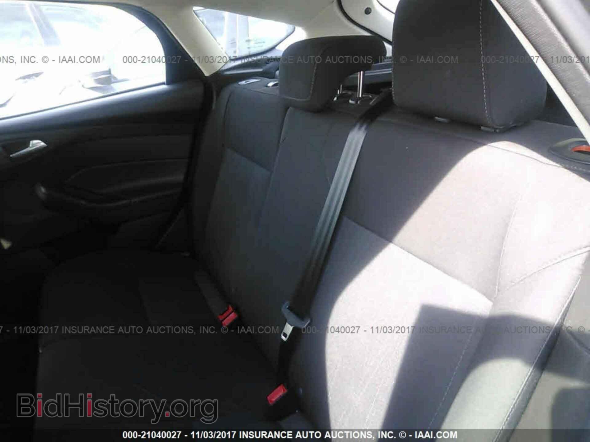 2016 Ford Focus - VIN: 1FADP3K2XGL254598 - Photo 8