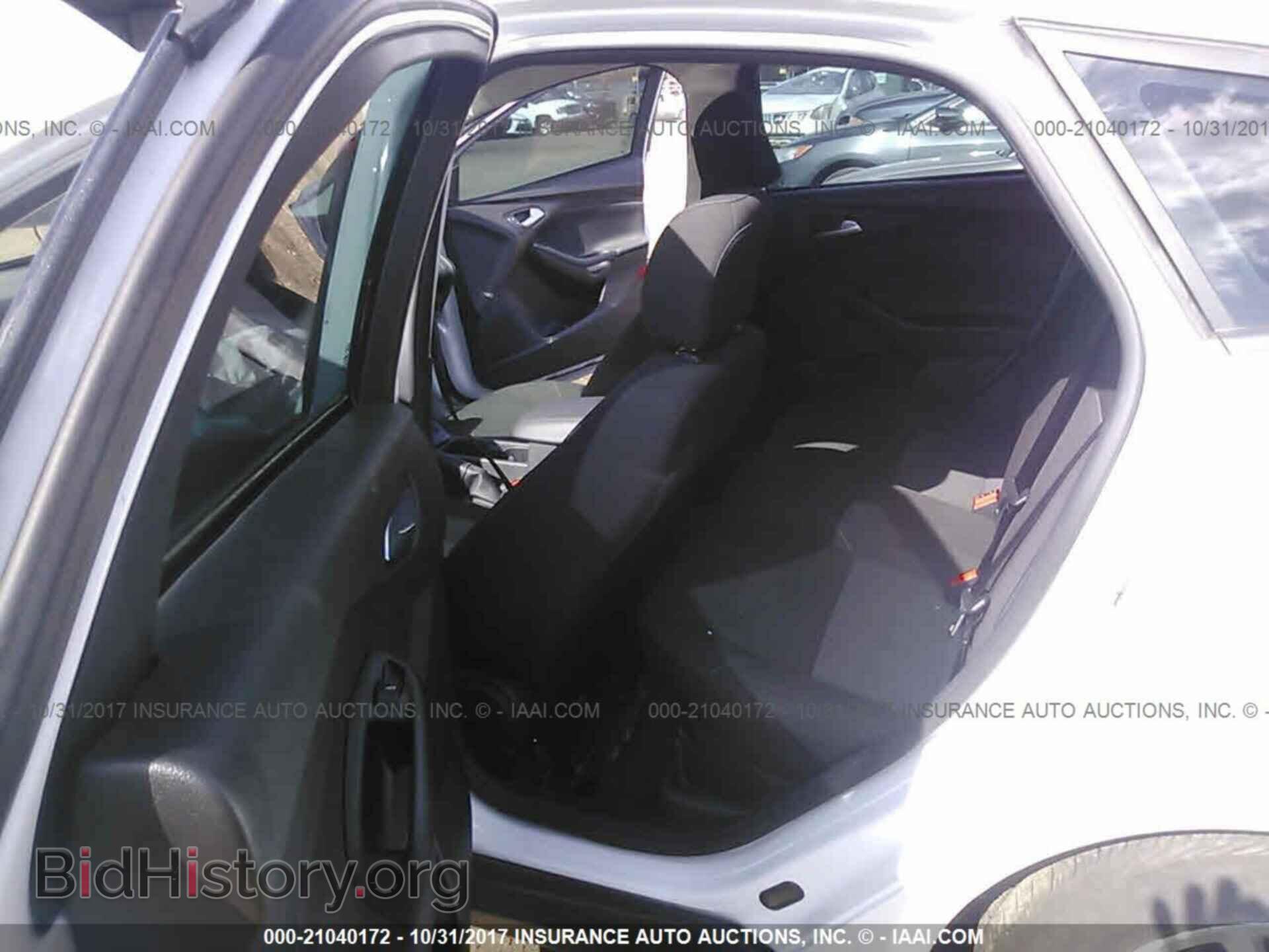 2017 Ford Focus - VIN: 1FADP3K25HL227942 - Photo 8