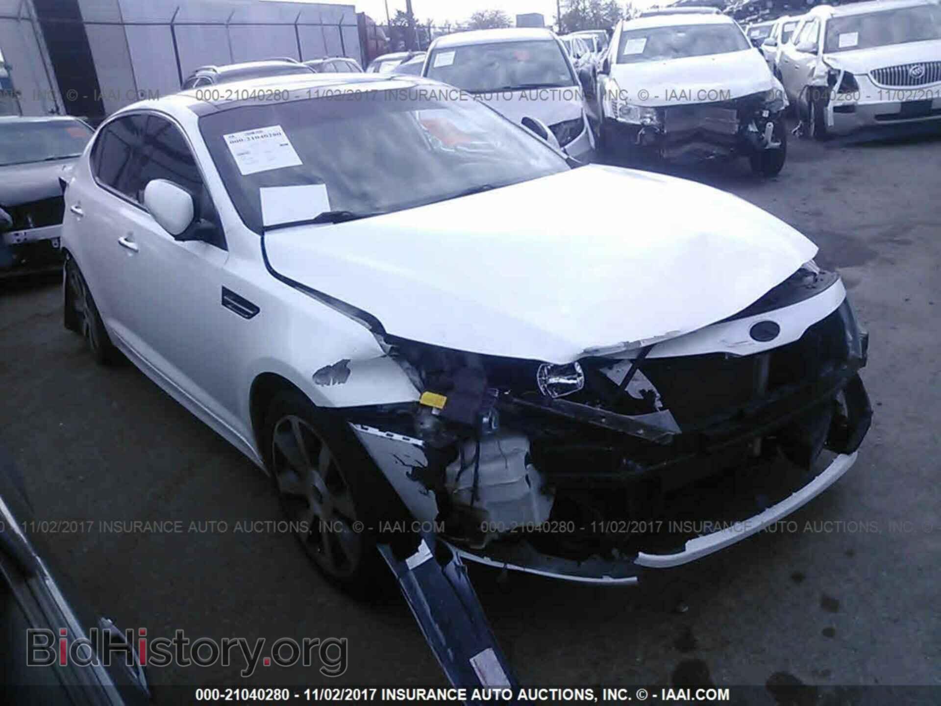 Photo 5XXGR4A62CG078152 - Kia Optima 2012