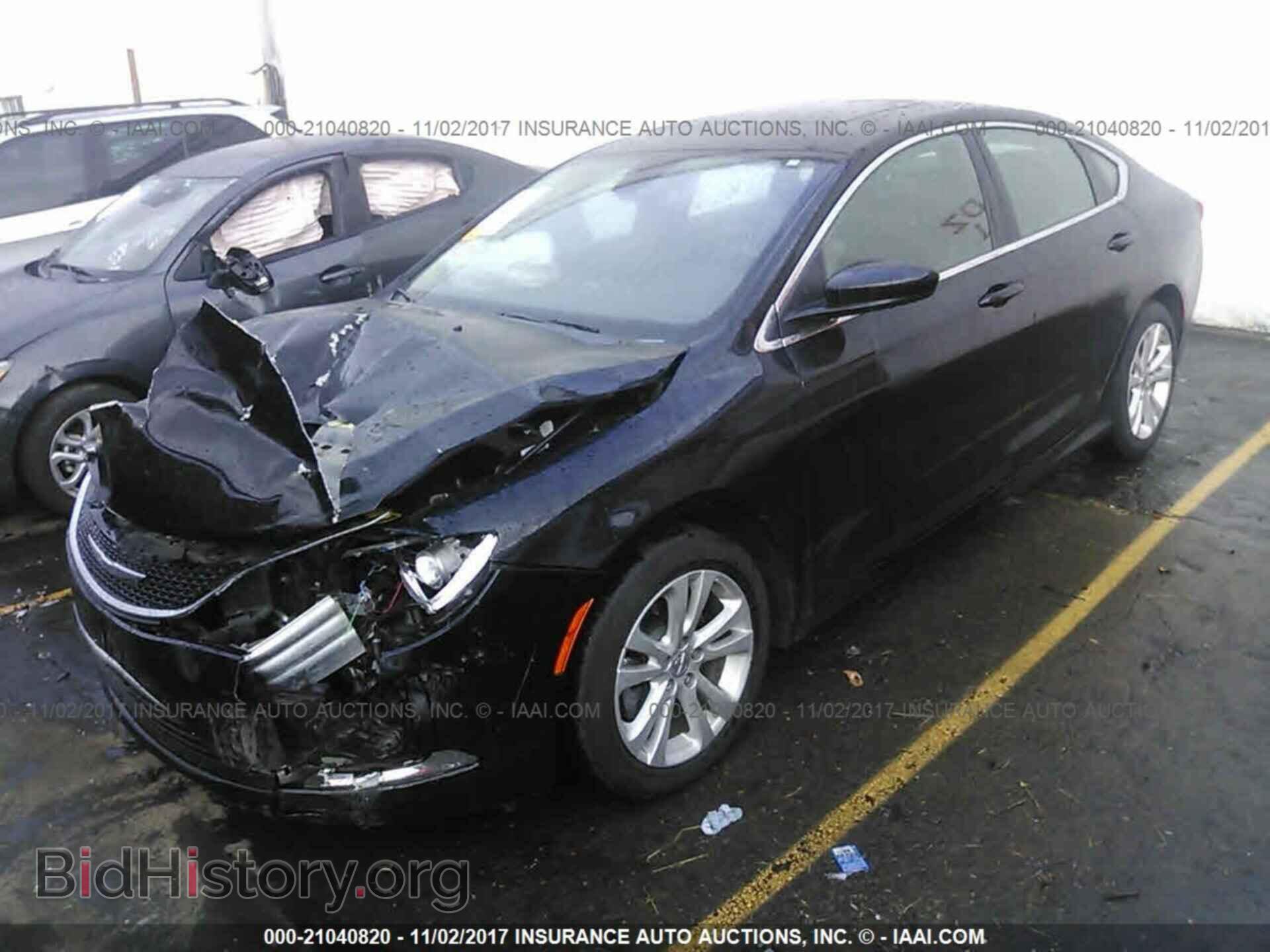 2015 Chrysler 200 - VIN: 1C3CCCAB1FN679847 - Фото 2
