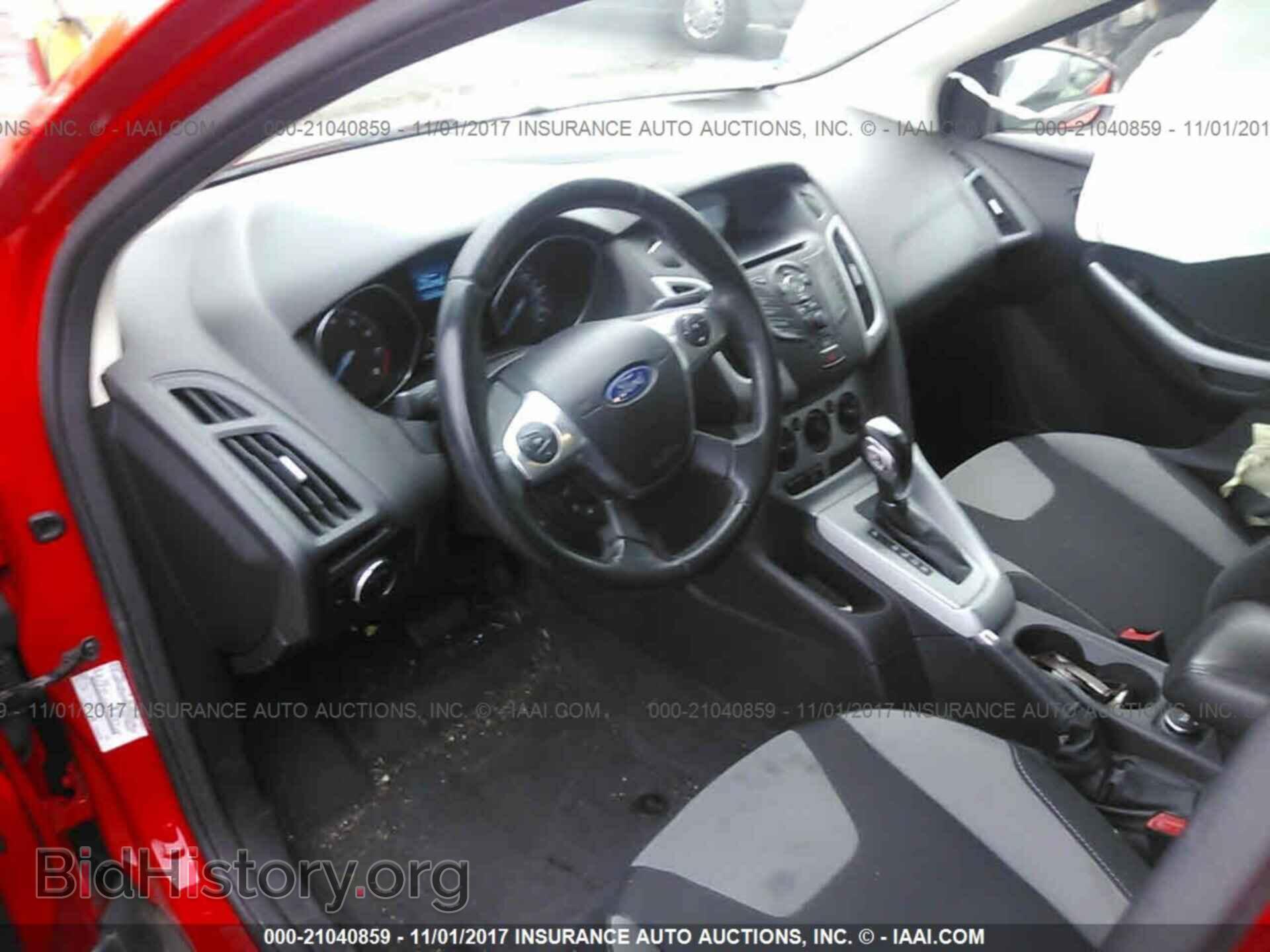 2012 Ford Focus - VIN: 1FAHP3K20CL124776 - Photo 5