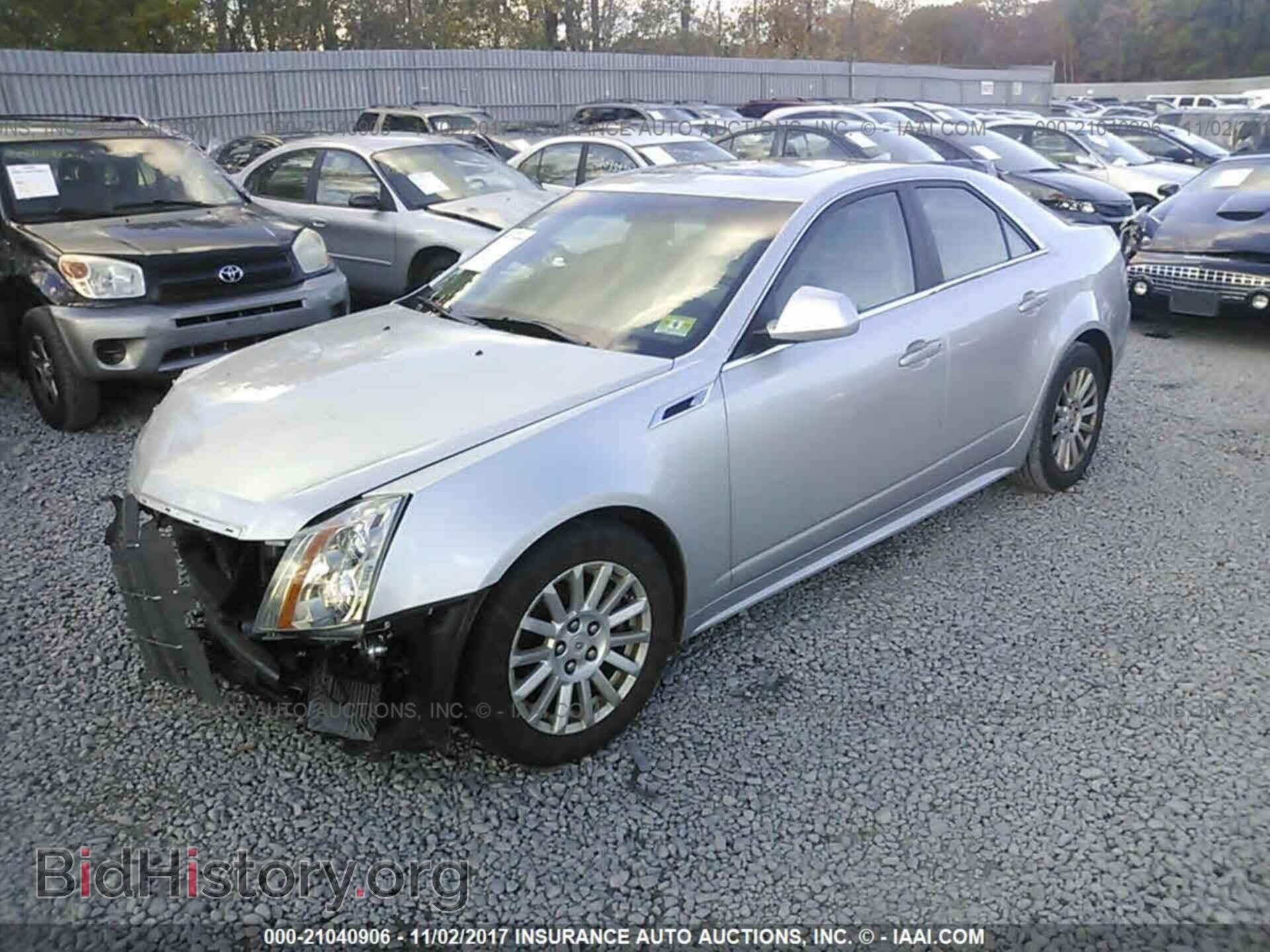 2011 Cadillac Cts - VIN: 1G6DE5EY9B0165677 - Фото 2