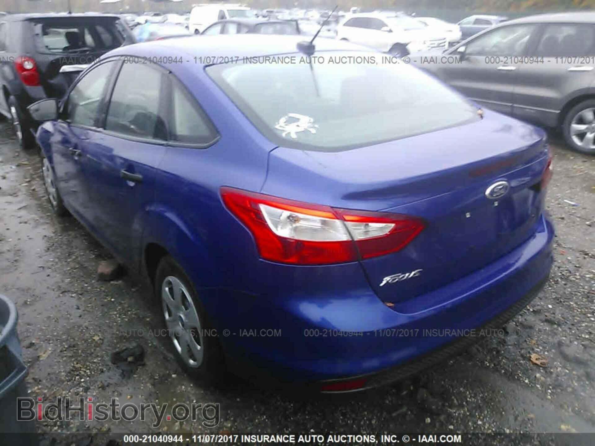 2012 Ford Focus - VIN: 1FAHP3E23CL265935 - Фото 3