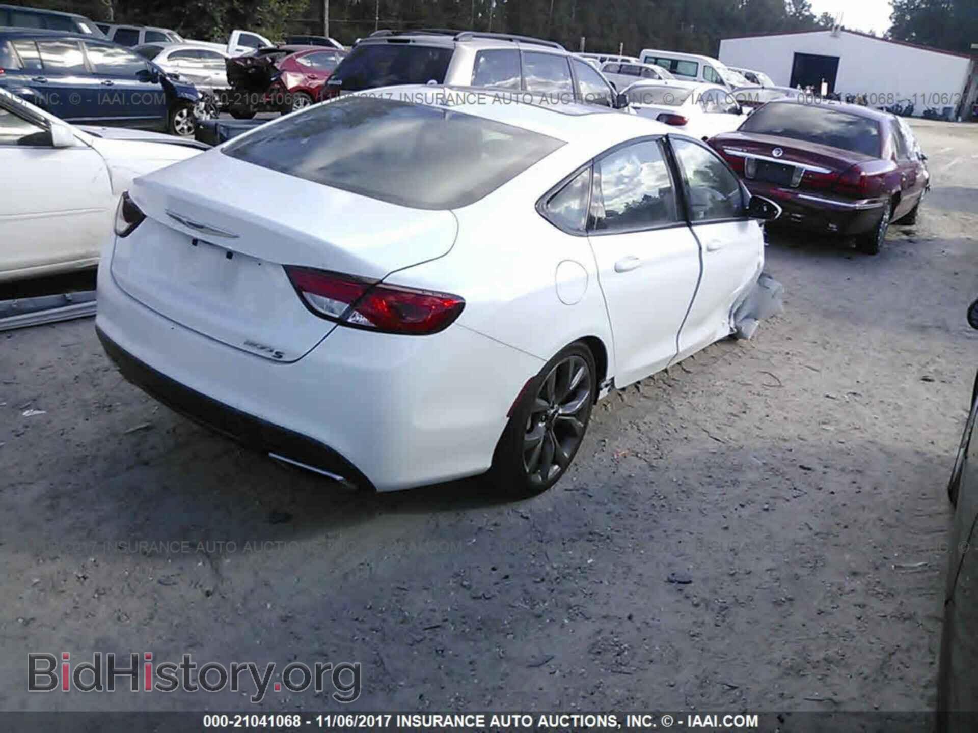 2015 Chrysler 200 - VIN: 1C3CCCBB8FN532004 - Фото 4