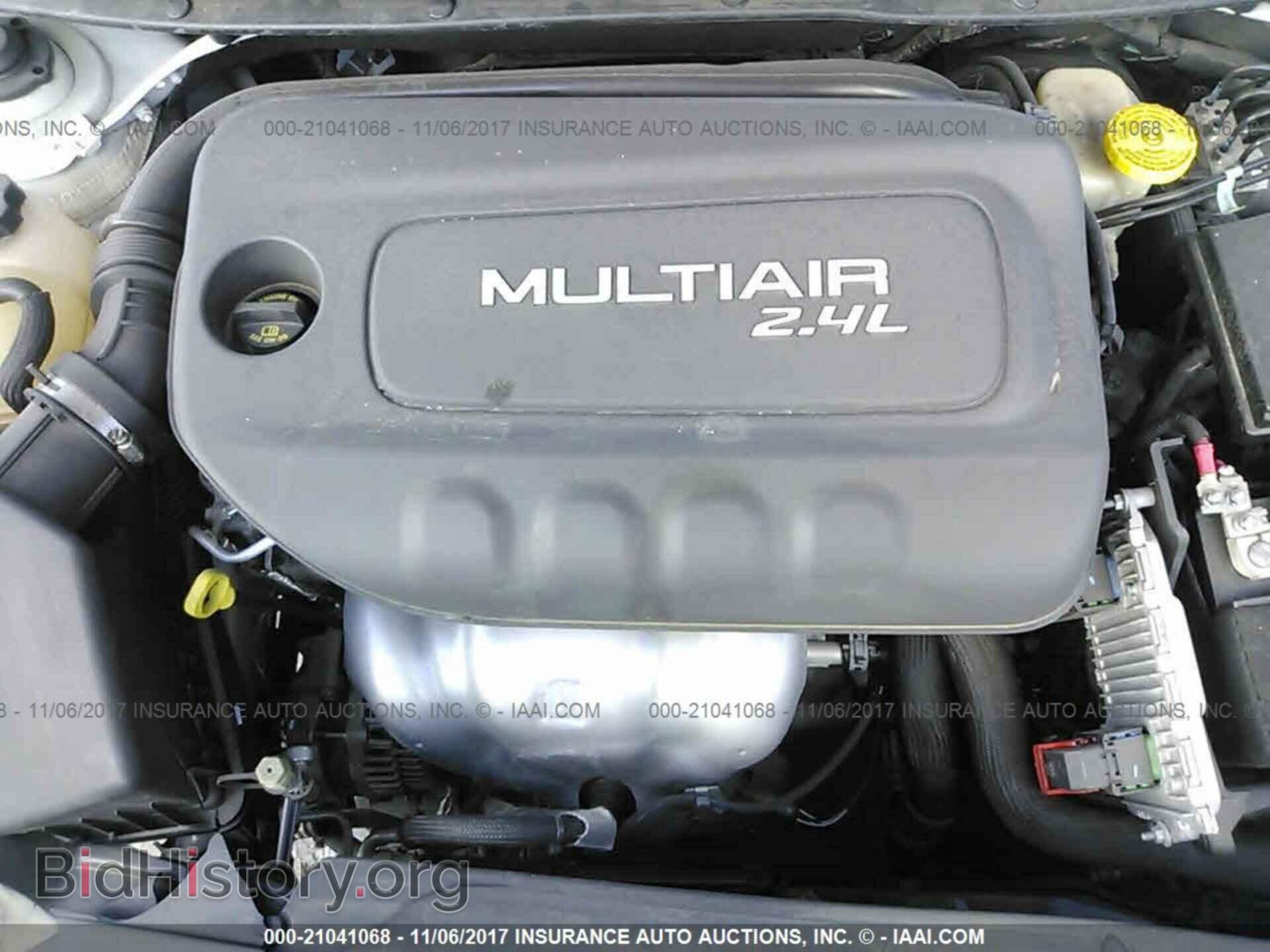 2015 Chrysler 200 - VIN: 1C3CCCBB8FN532004 - Фото 10