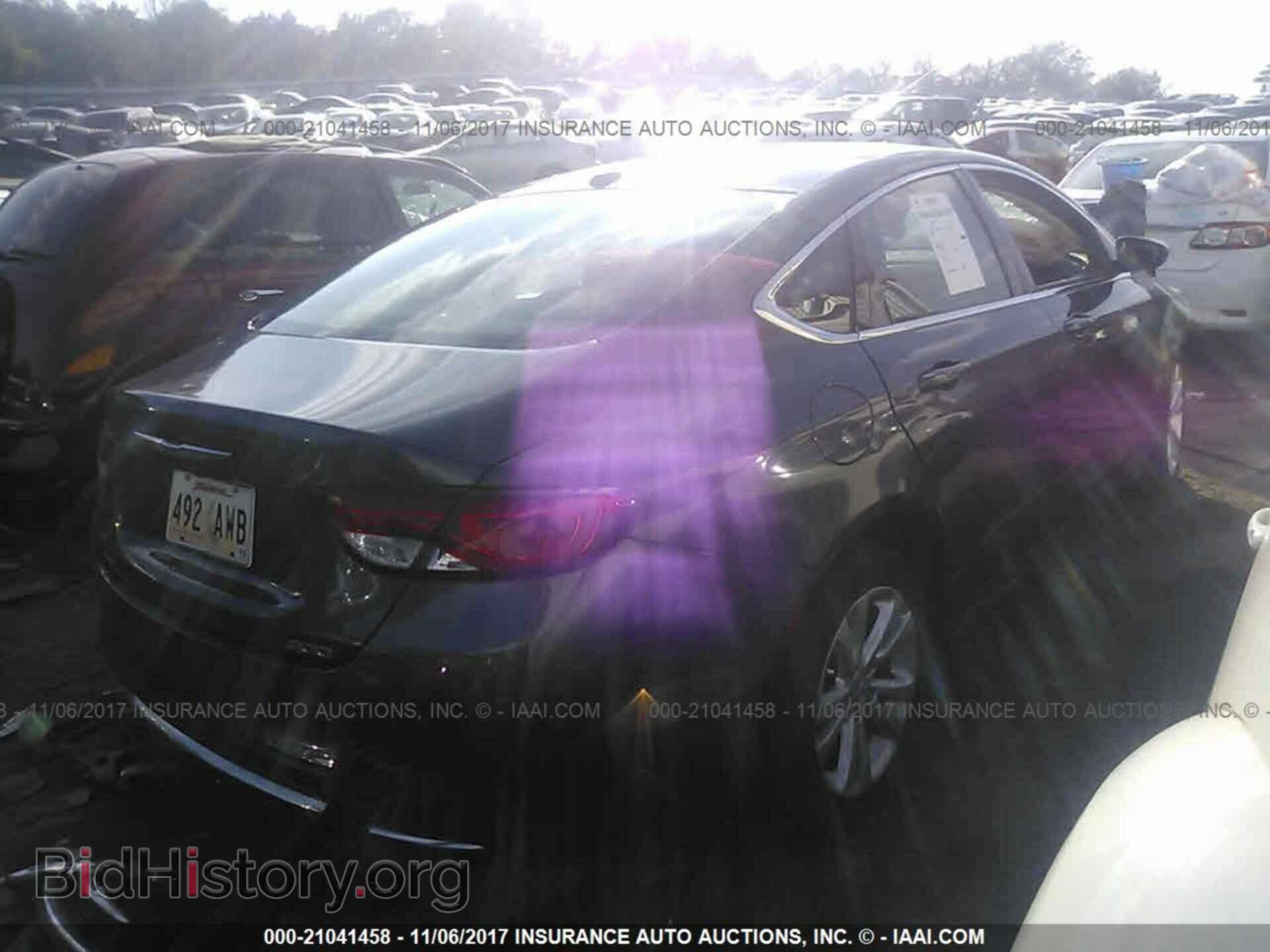 2015 Chrysler 200 - VIN: 1C3CCCAB1FN595169 - Фото 4