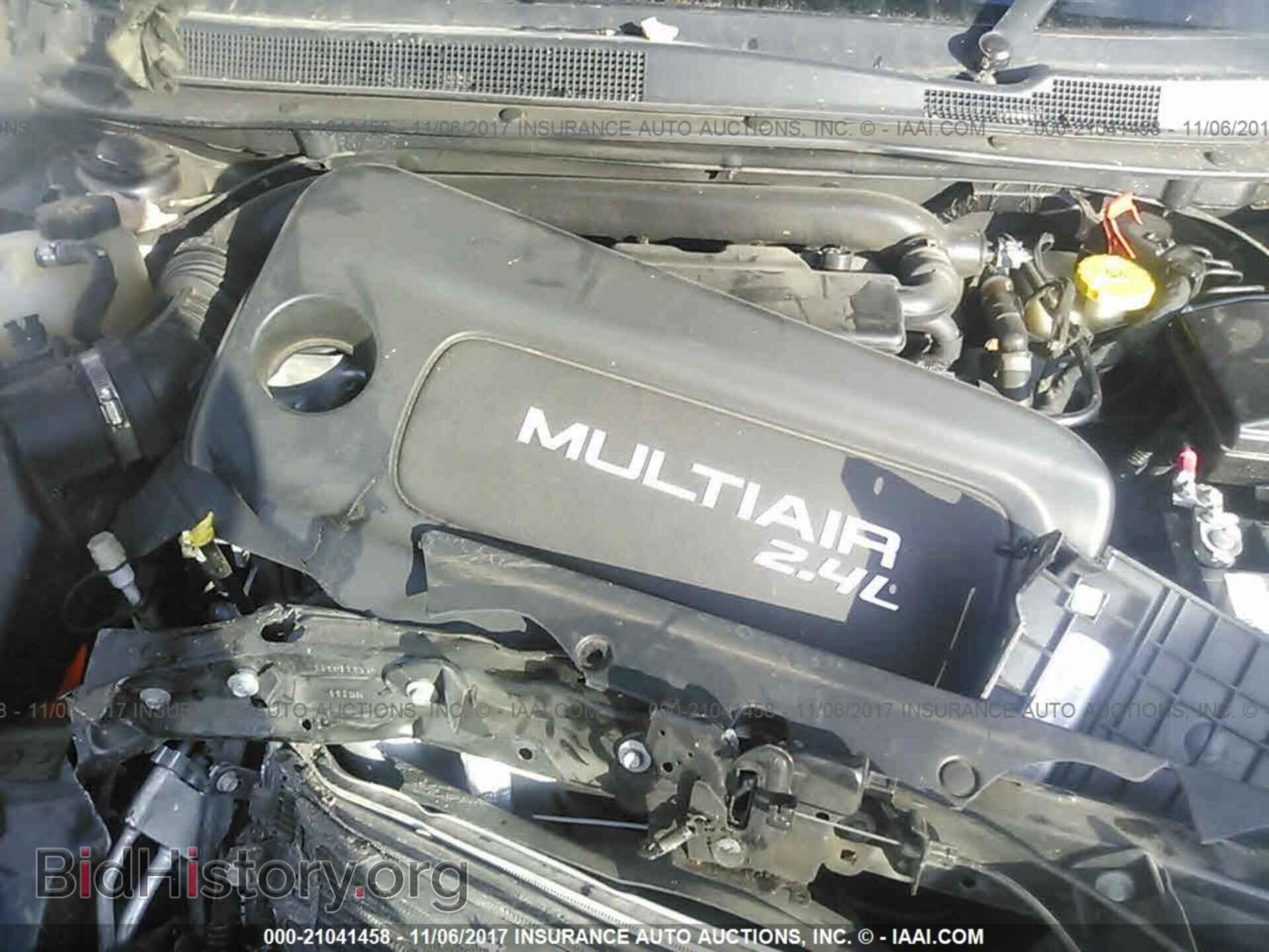 2015 Chrysler 200 - VIN: 1C3CCCAB1FN595169 - Фото 10
