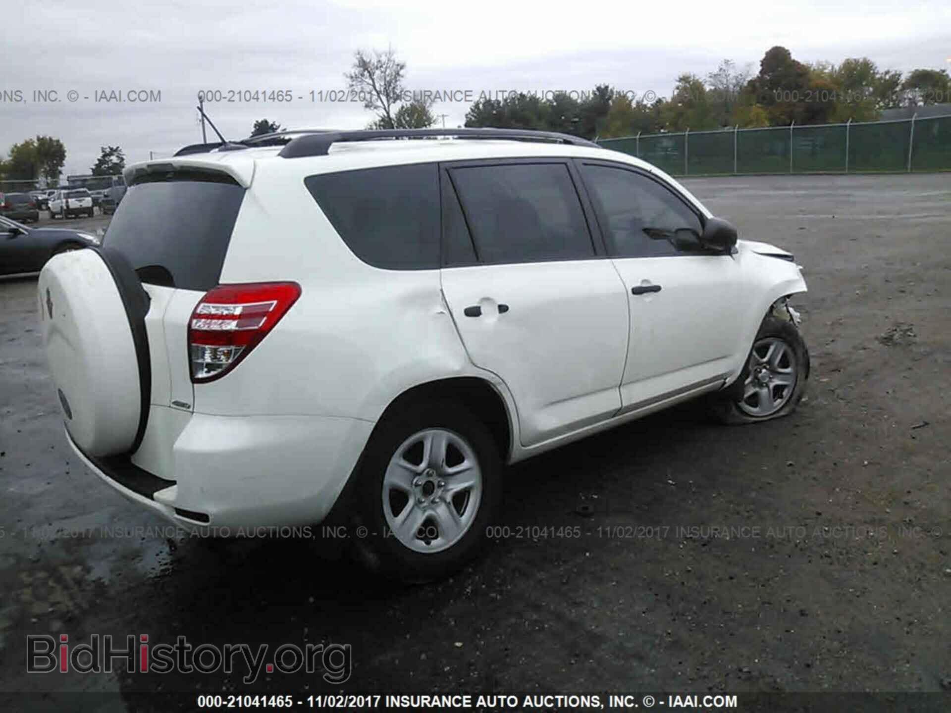 2011 Toyota Rav4 - VIN: 2T3BF4DV2BW164207 - Фото 4