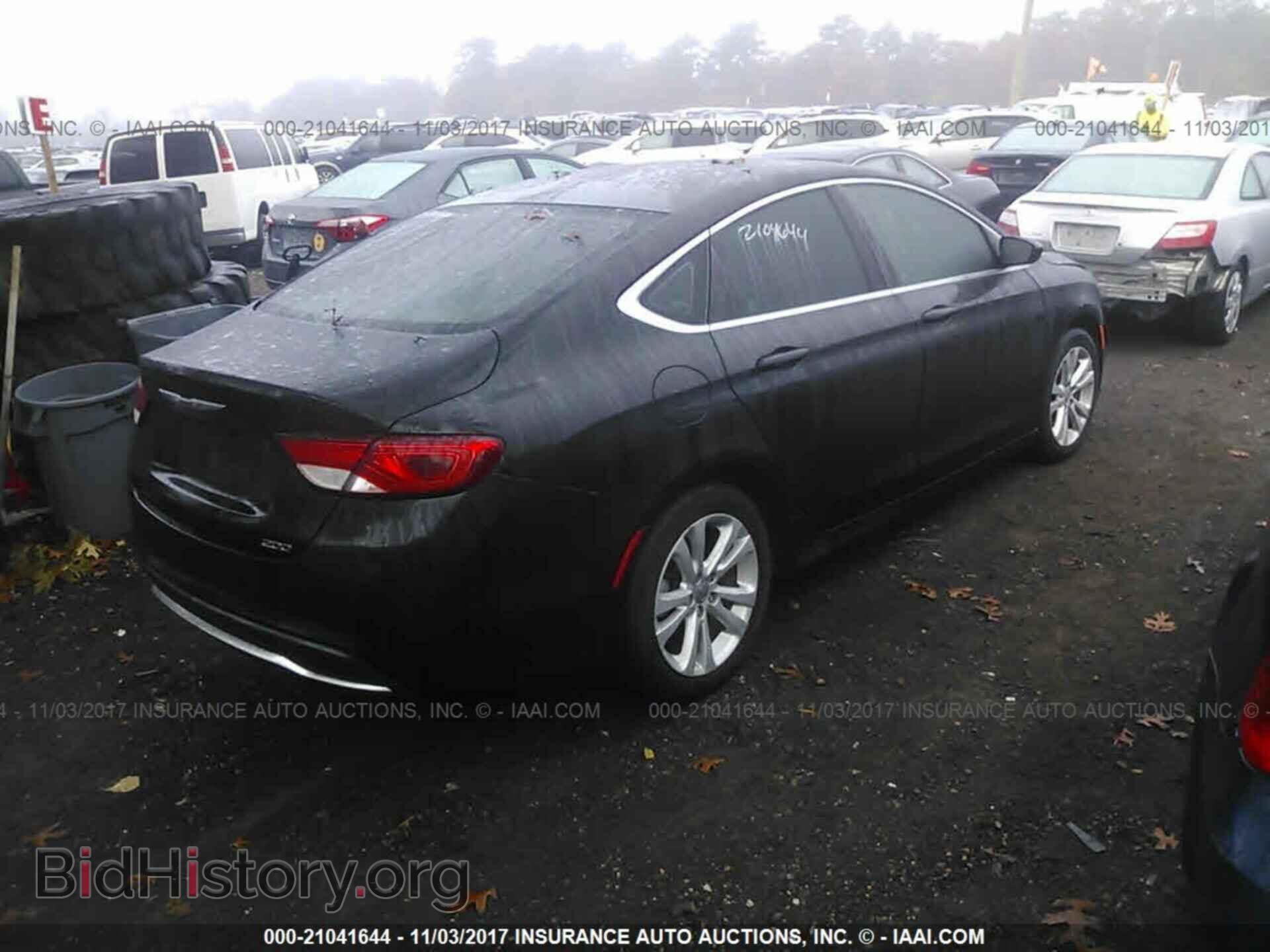 2016 Chrysler 200 - VIN: 1C3CCCAB6GN149472 - Photo 4