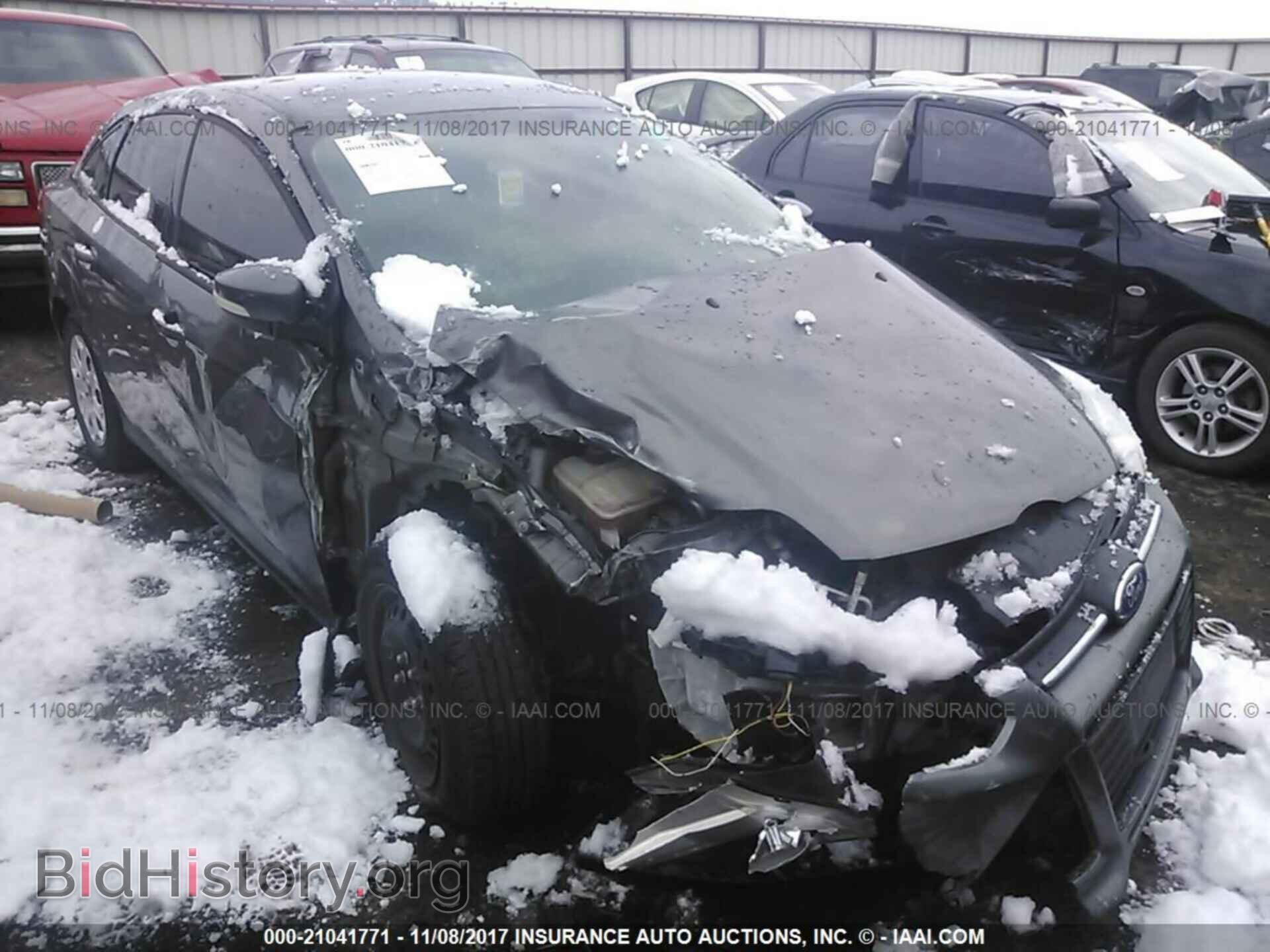 Фотография 1FAHP3F27CL239353 - Ford Focus 2012