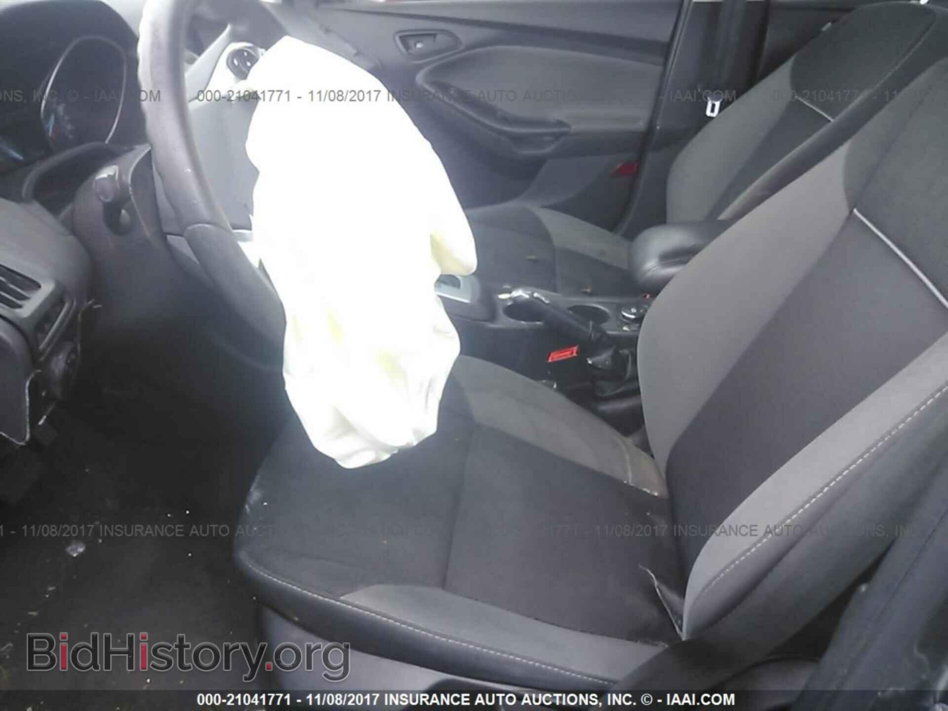 2012 Ford Focus - VIN: 1FAHP3F27CL239353 - Photo 5
