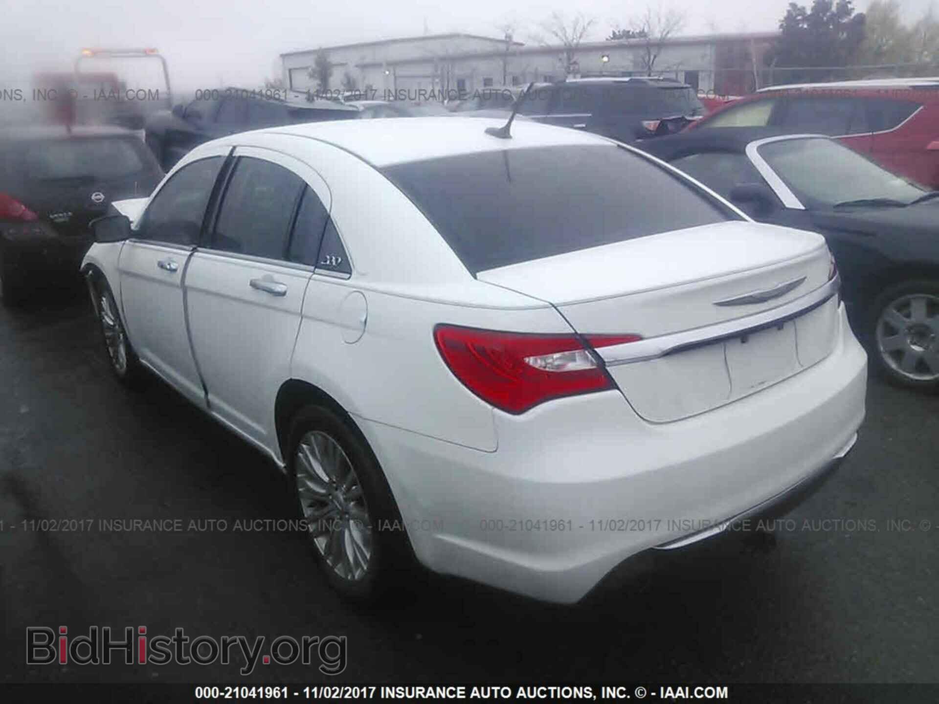 2012 Chrysler 200 - VIN: 1C3CCBCG2CN249386 - Photo 3