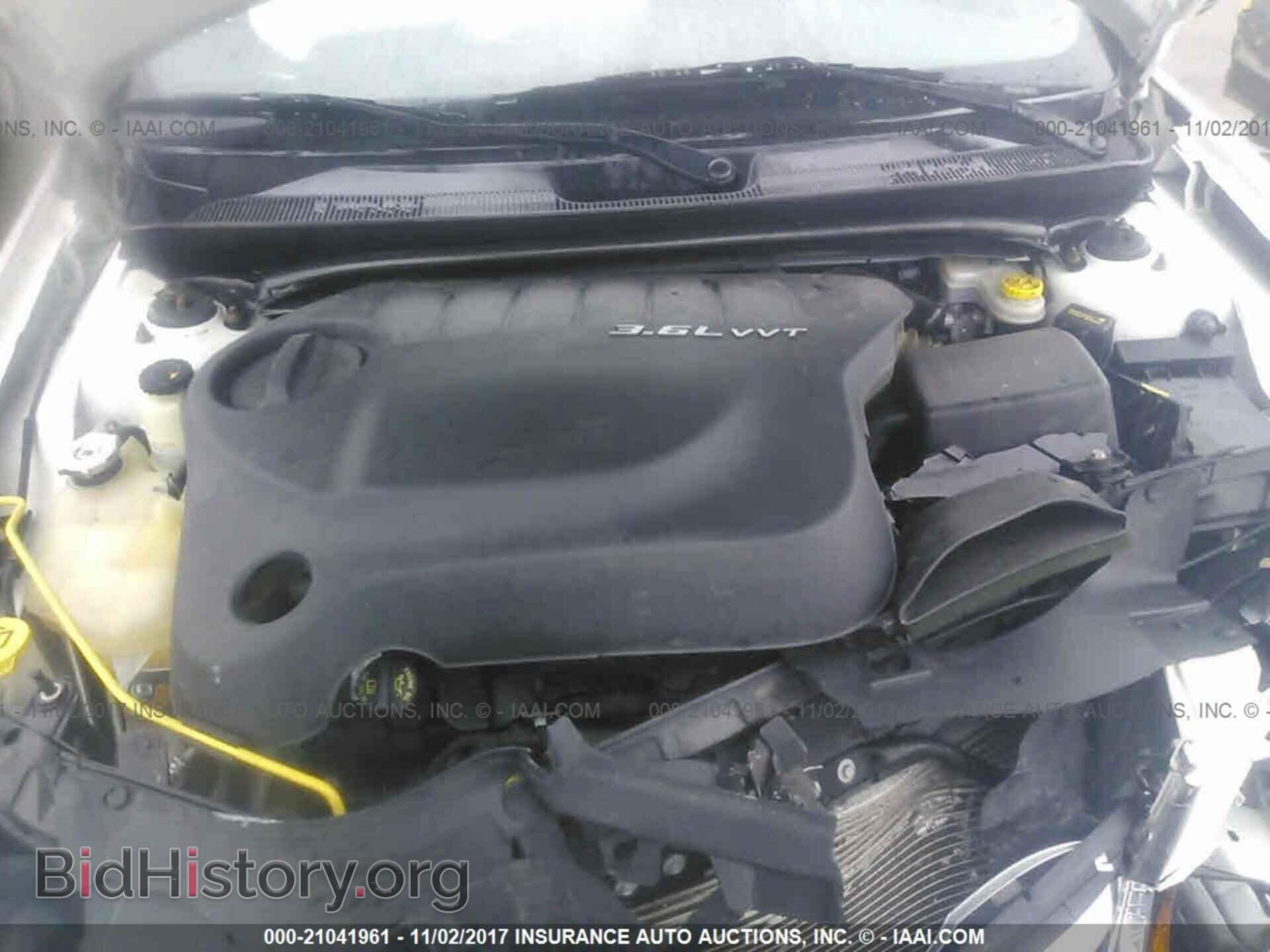 2012 Chrysler 200 - VIN: 1C3CCBCG2CN249386 - Photo 10