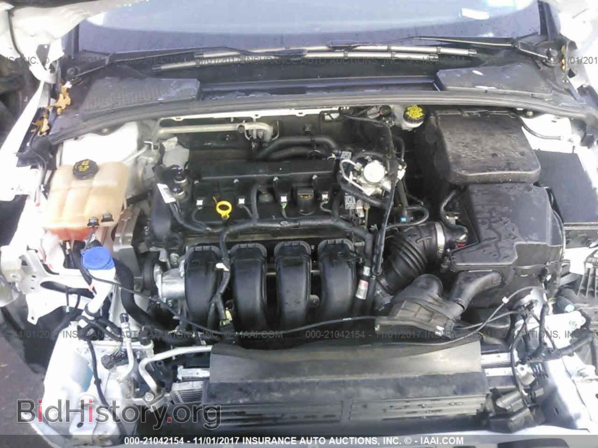 2016 Ford Focus - VIN: 1FADP3K26GL359901 - Photo 10