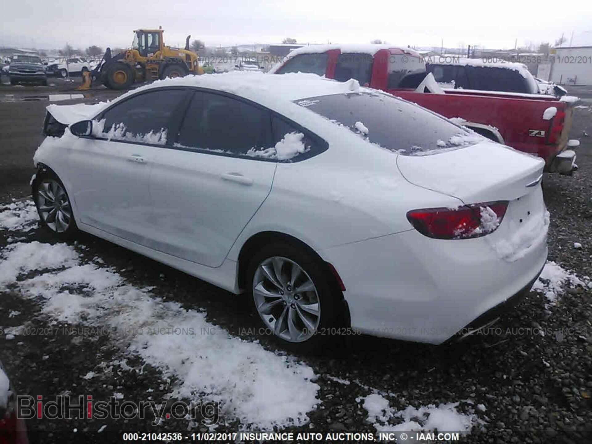 2016 Chrysler 200 - VIN: 1C3CCCDG6GN114700 - Photo 3