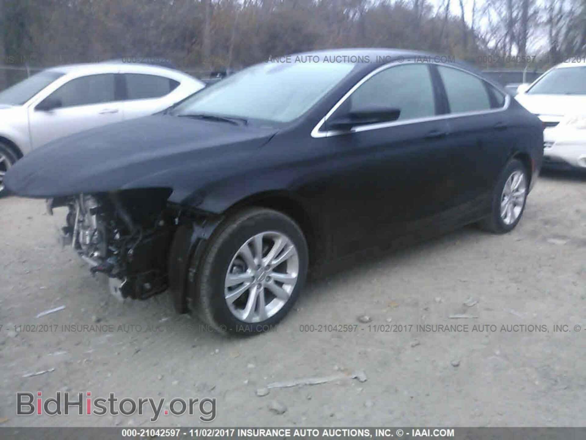 2017 Chrysler 200 - VIN: 1C3CCCAB0HN512222 - Фото 2