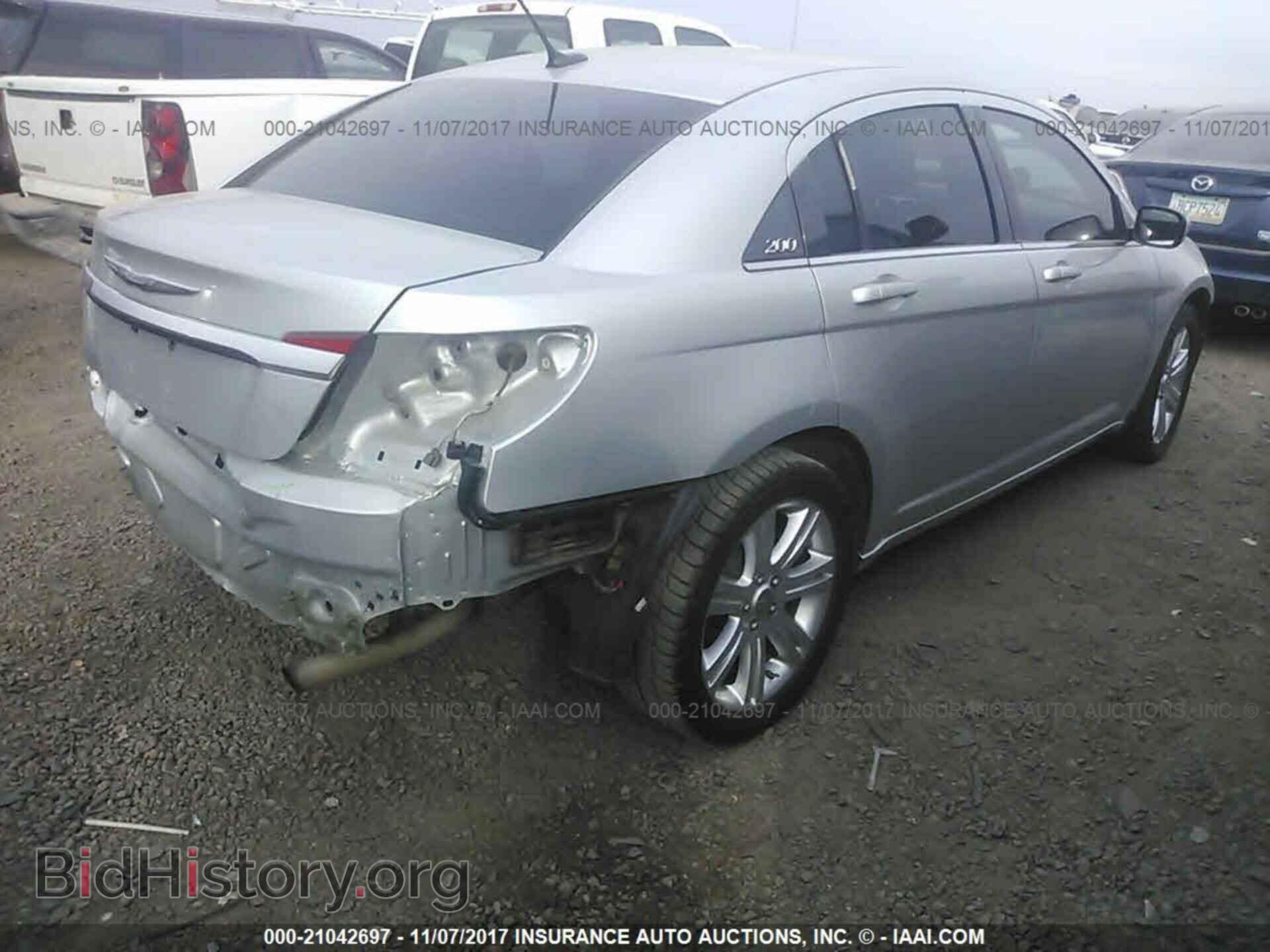 2012 Chrysler 200 - VIN: 1C3CCBBB1CN144196 - Фото 4