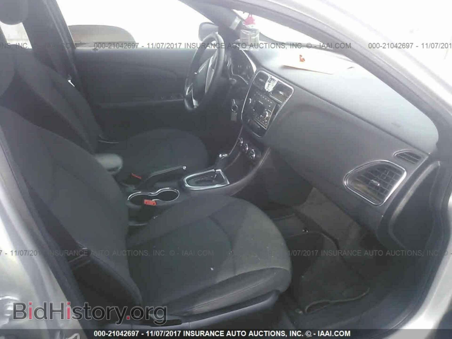 2012 Chrysler 200 - VIN: 1C3CCBBB1CN144196 - Фото 5