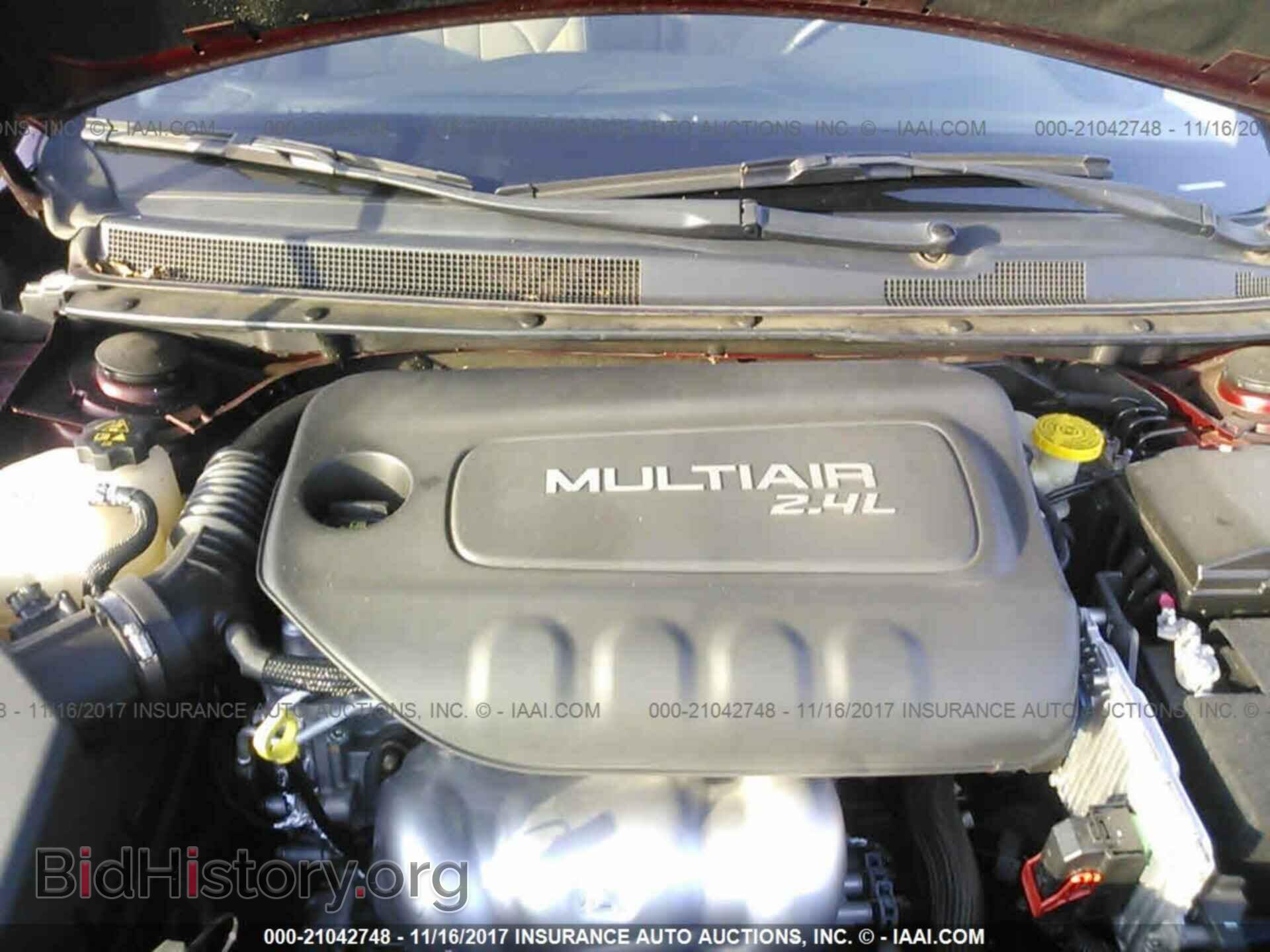 2015 Chrysler 200 - VIN: 1C3CCCABXFN708780 - Фото 10