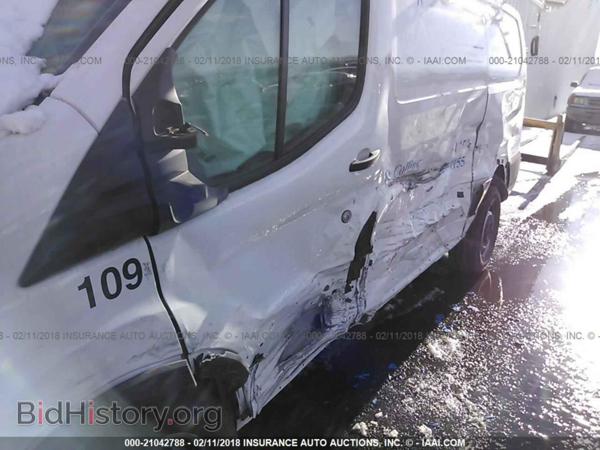 2017 Ford Transit - VIN: 1FTYR1YM0HKA19007 - Photo 6