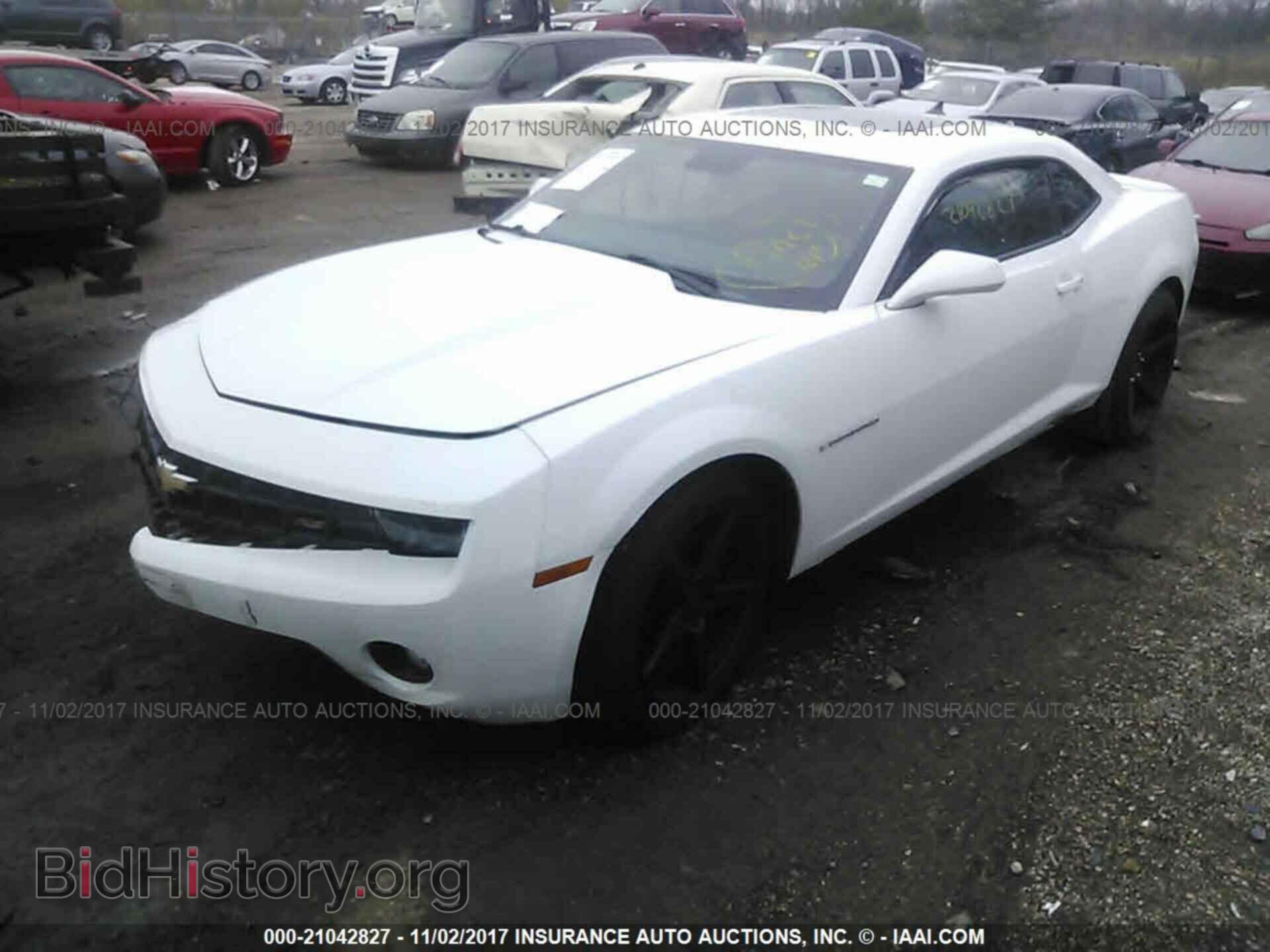 2011 Chevrolet Camaro - VIN: 2G1FC1ED5B9132885 - Фото 2