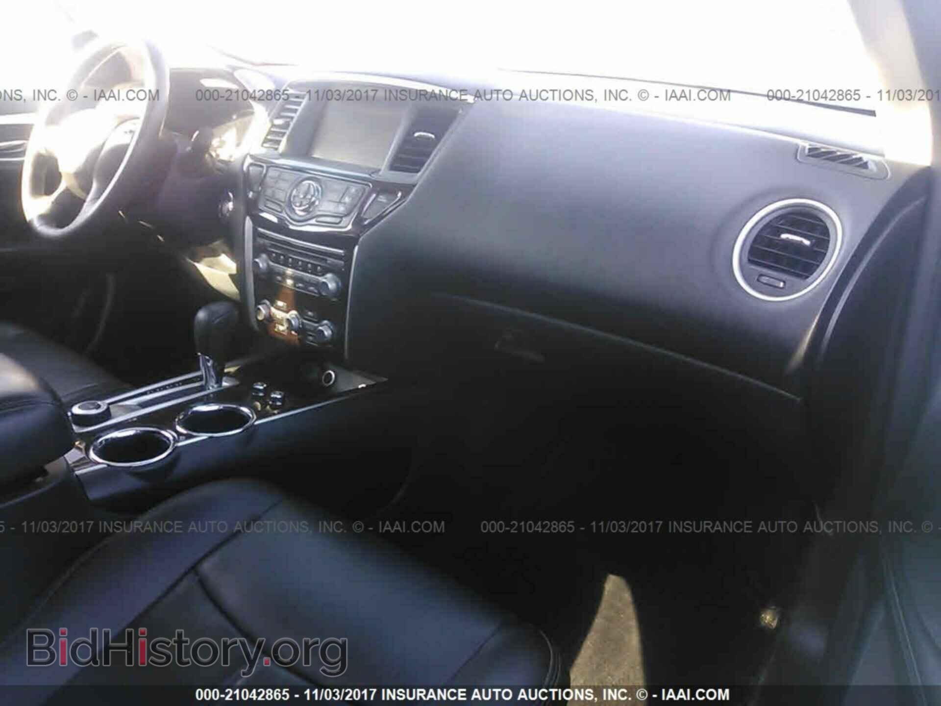 2014 Nissan Pathfinder - VIN: 5N1AR2MM1EC692550 - Фото 5