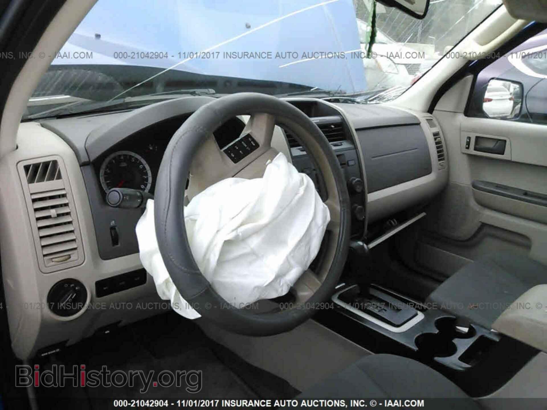 2011 Ford Escape - VIN: 1FMCU9C76BKC43197 - Фото 5