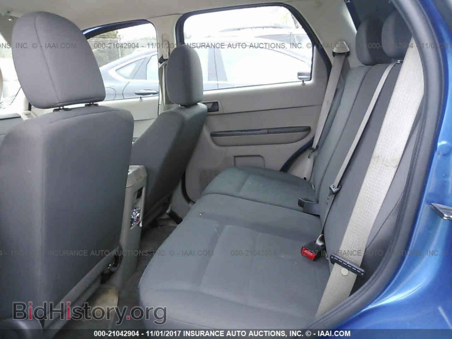 2011 Ford Escape - VIN: 1FMCU9C76BKC43197 - Фото 8