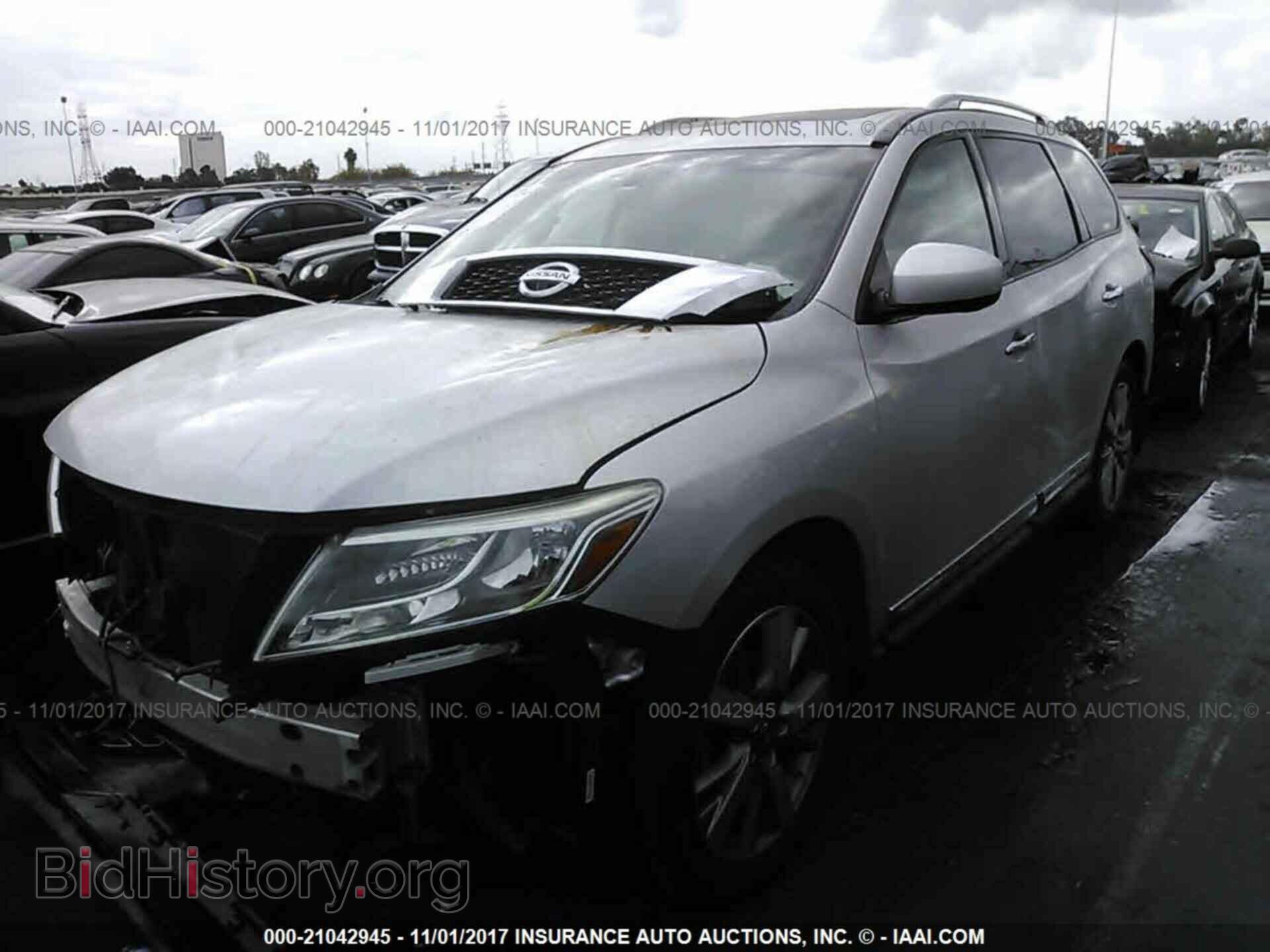 2013 Nissan Pathfinder - VIN: 5N1AR2MN5DC646985 - Фото 2