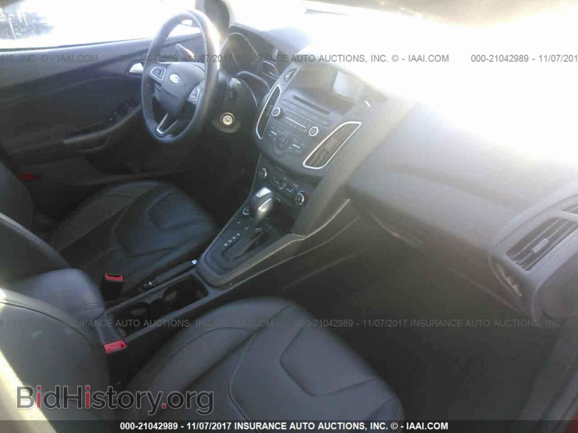 2015 Ford Focus - VIN: 1FADP3F21FL306967 - Photo 5