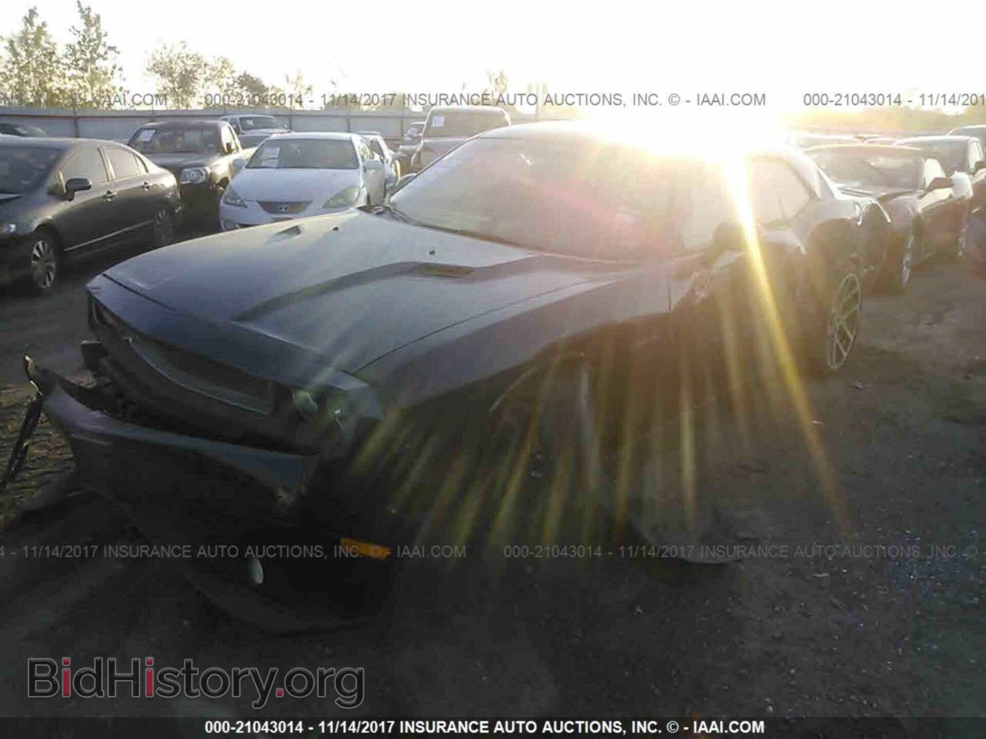 2013 Dodge Challenger - VIN: 2C3CDYBT8DH676225 - Photo 2