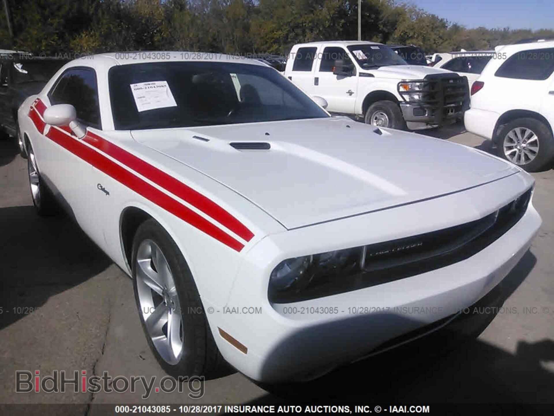 Photo 2C3CDYBT7CH127601 - Dodge Challenger 2012