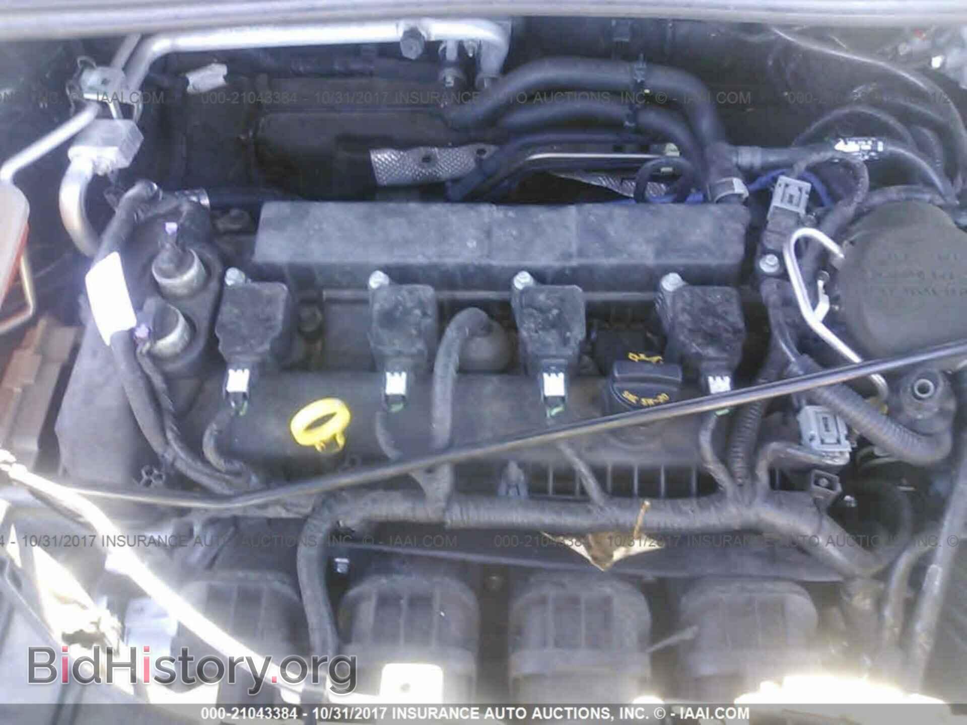 2015 Ford Focus - VIN: 1FADP3F22FL243135 - Photo 10