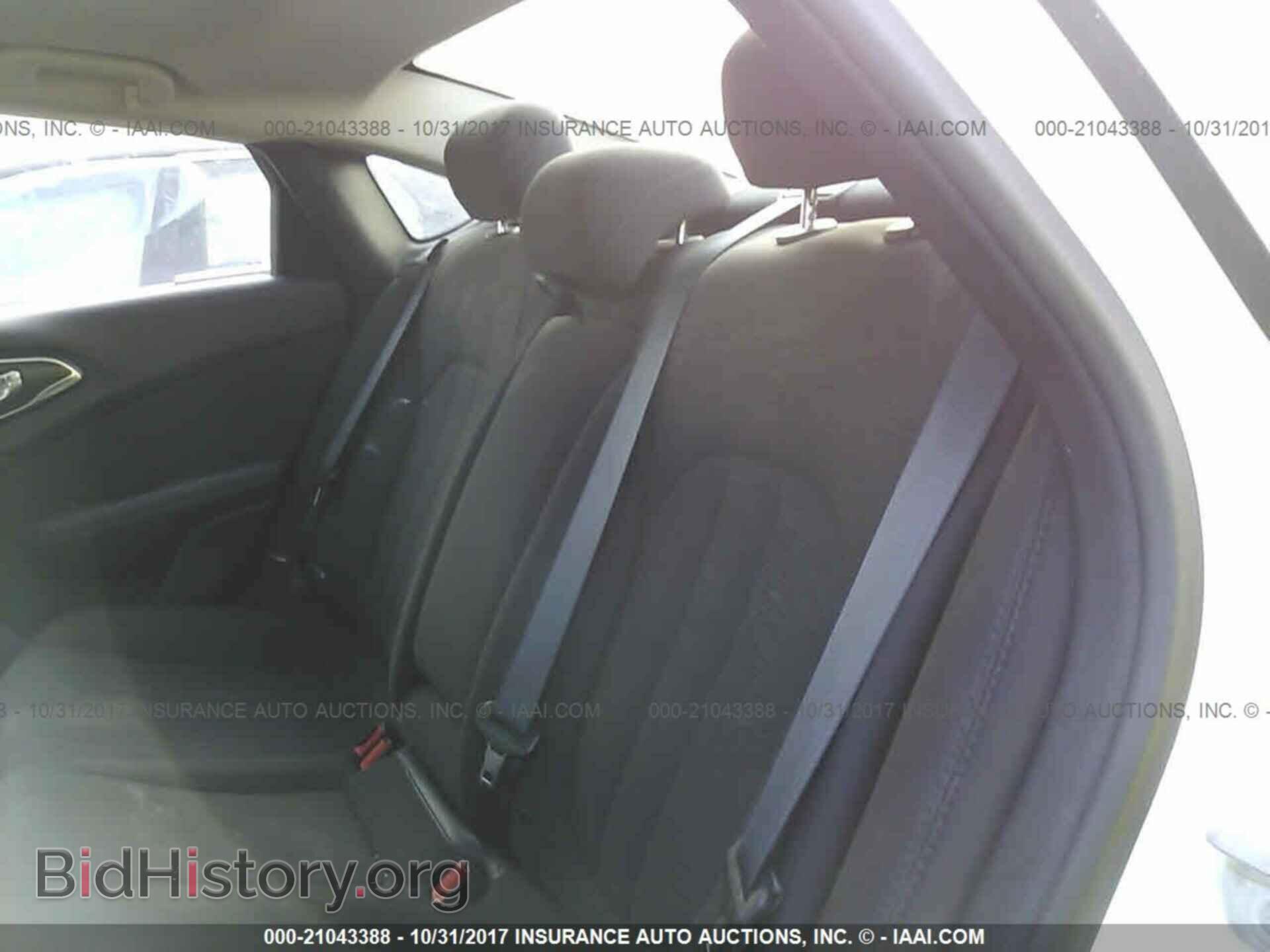 2015 Chrysler 200 - VIN: 1C3CCCAB2FN745287 - Фото 8