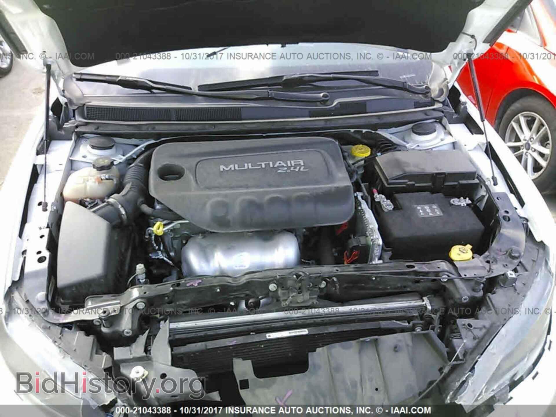 2015 Chrysler 200 - VIN: 1C3CCCAB2FN745287 - Фото 10