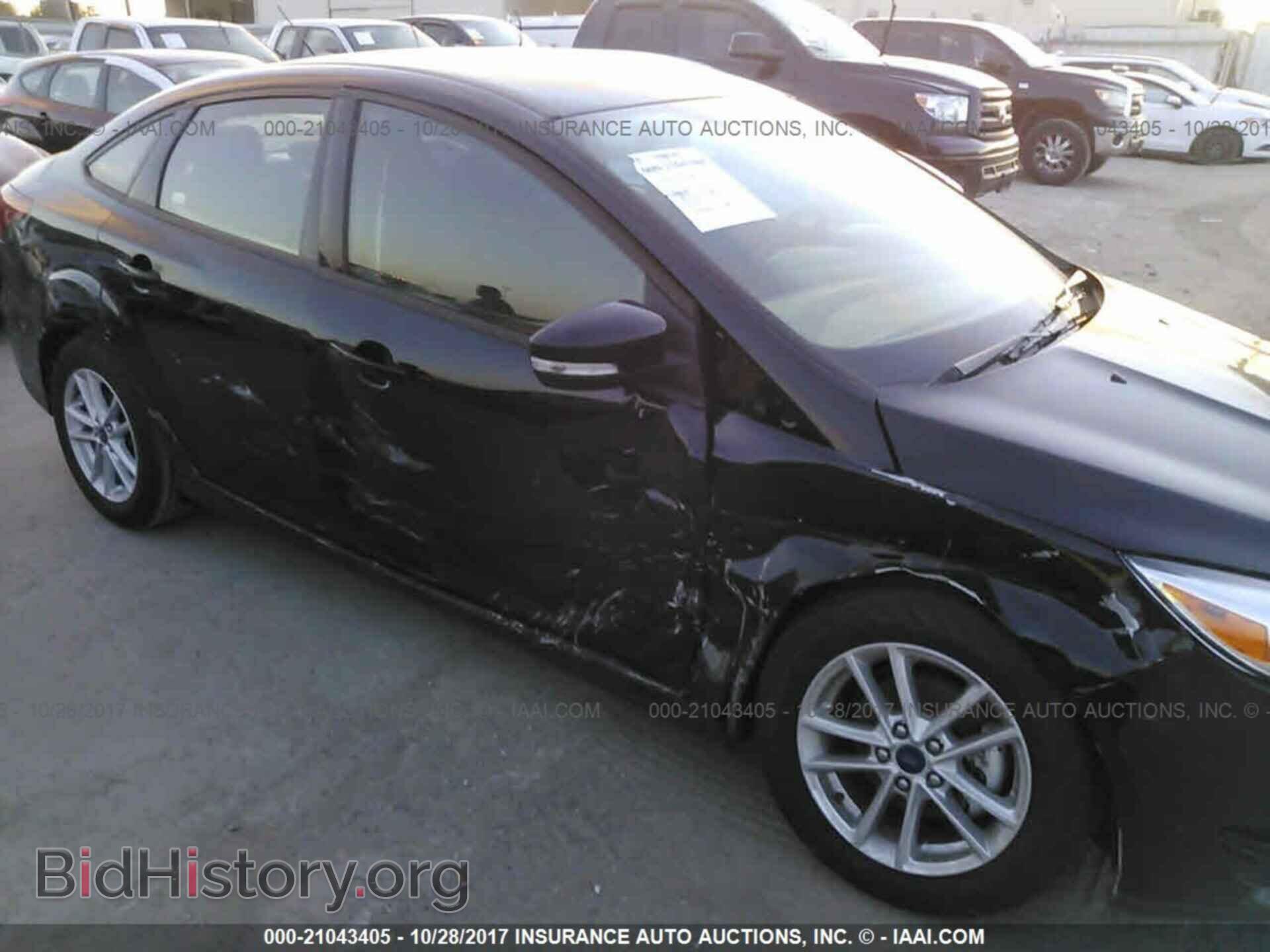 2017 Ford Focus - VIN: 1FADP3F23HL286353 - Photo 6