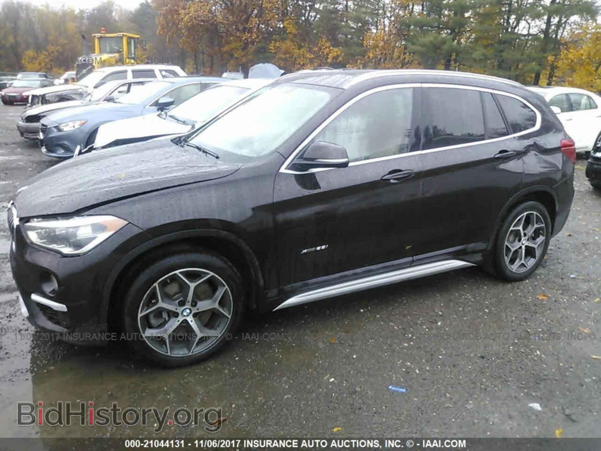 2016 Bmw X1 - VIN: WBXHT3C32G5E53427 - Фото 2