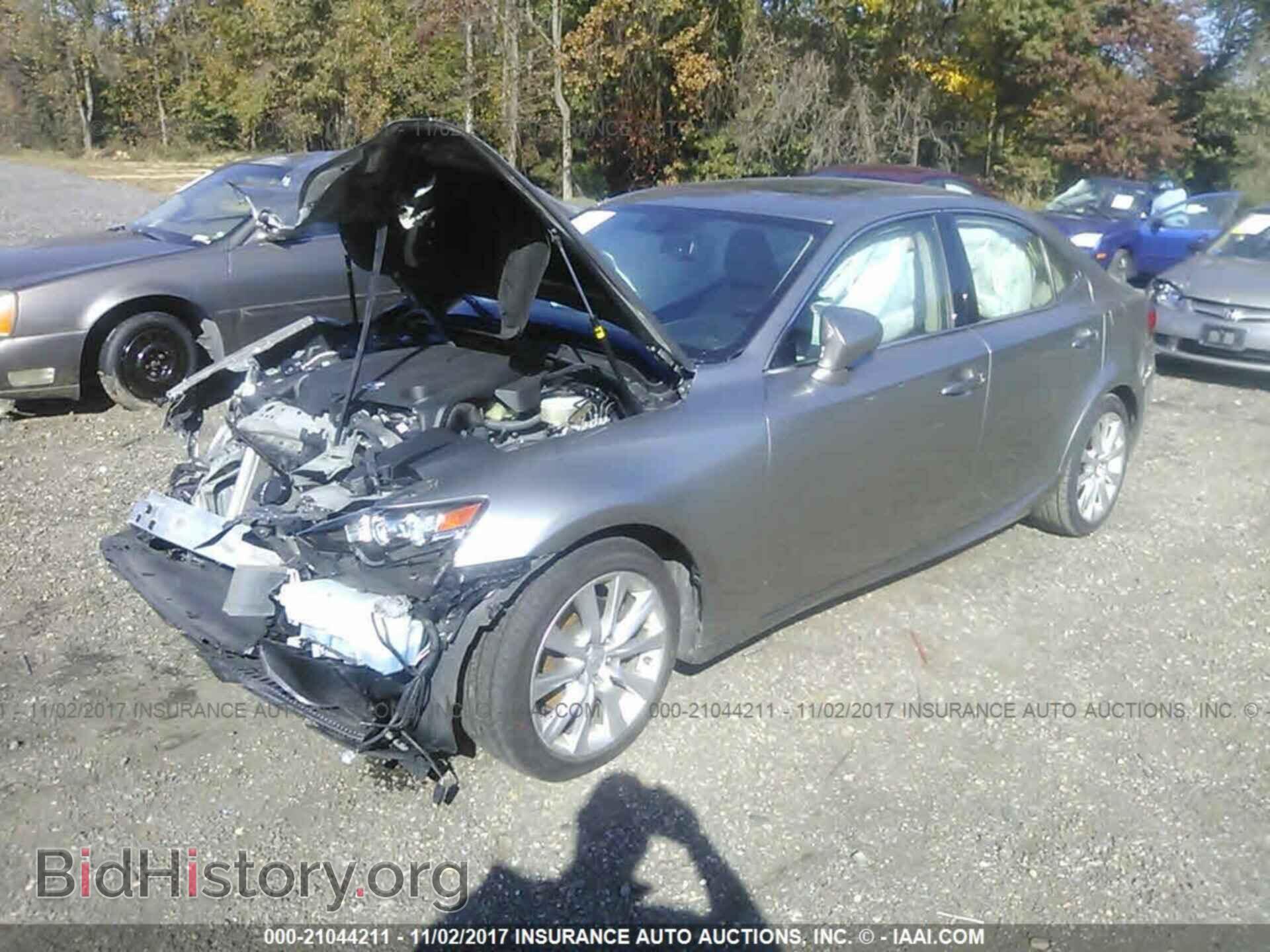 2015 Lexus Is - VIN: JTHCF1D26F5025573 - Photo 2